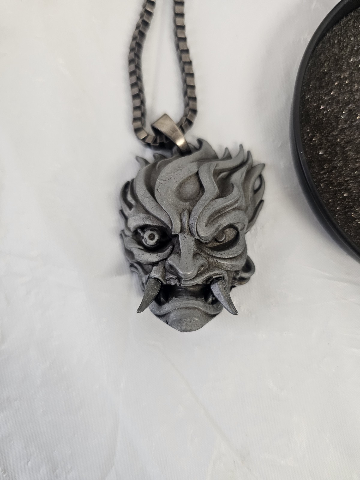 CD Projekt RED Cyberpunk 2077 – Samurai Medallion Necklace