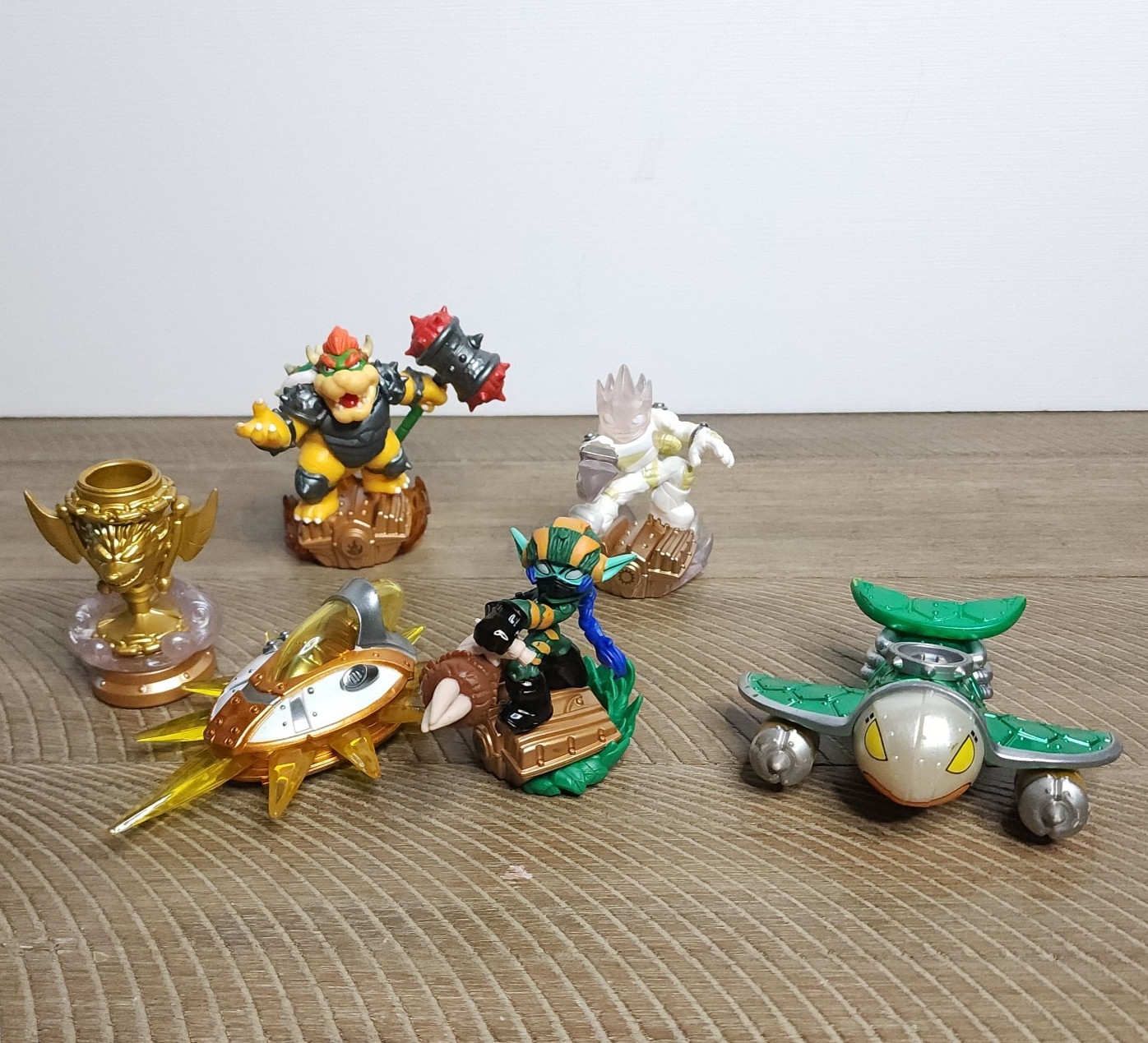 Skylanders Superchargers Lot Astroblast Trophy Sun Runner Bowser Clown Cruiser