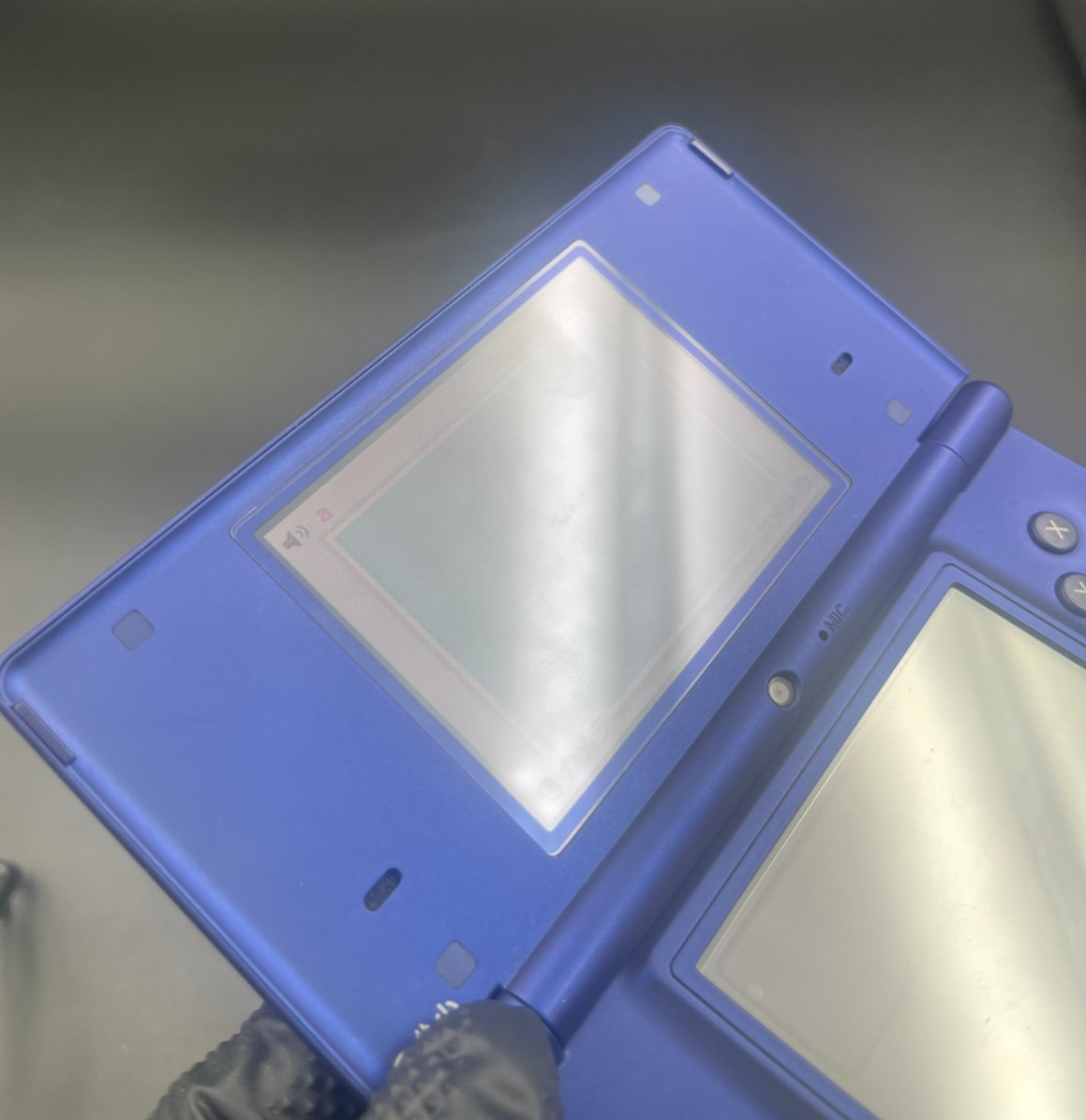 Nintendo DSi Metallic Blue Handheld Console with Charger Case From Japan