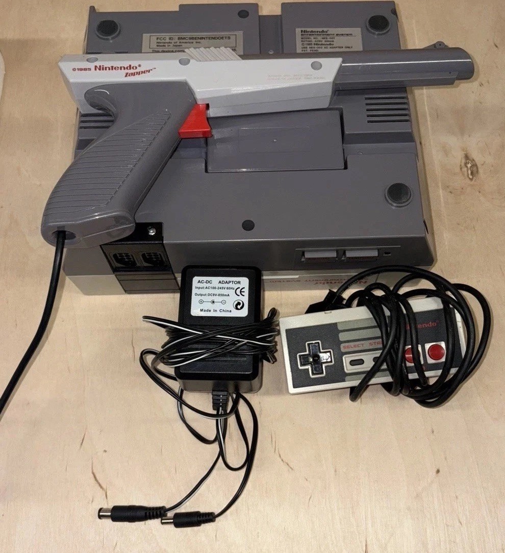 Nintendo NES Action Set Home Console – White/Gray