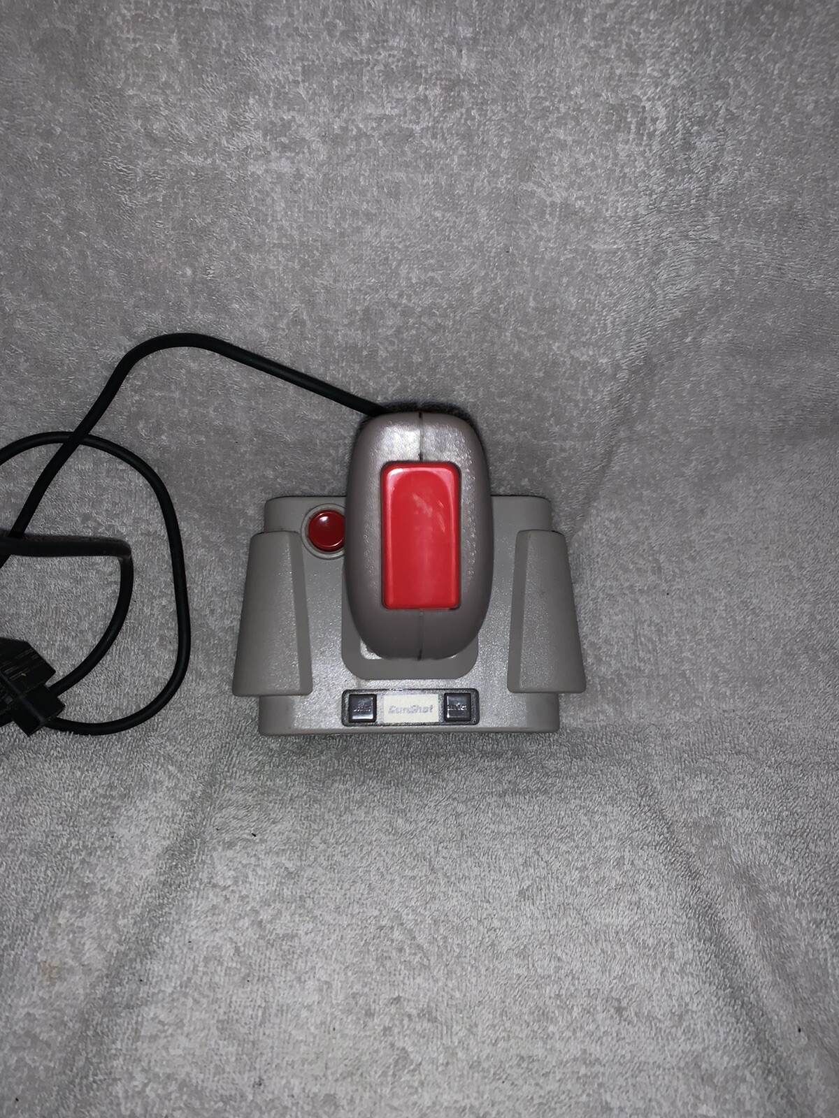 UNSURE IF WORKING Nintendo NES GunShot Wired Controller