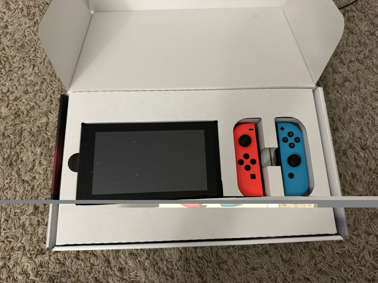 Nintendo Switch Console(All Components) – Good Condition w screen protector