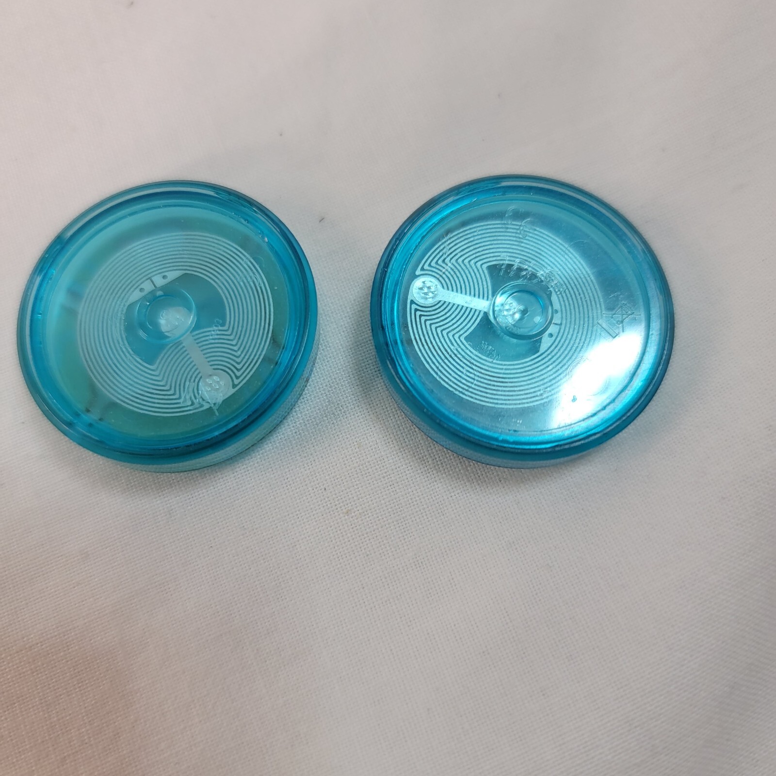 Lot 2 LEGO Dimensions Scooby-Doo Shaggy Character Toy Tag Base Discs Only