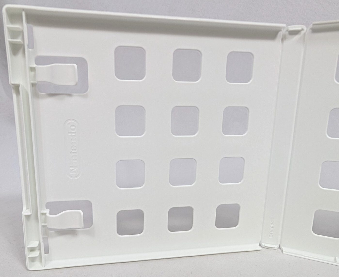 5 x NEW GENUINE Nintendo 3DS Replacement Game Cases WHITE N3DS Case OEM cart
