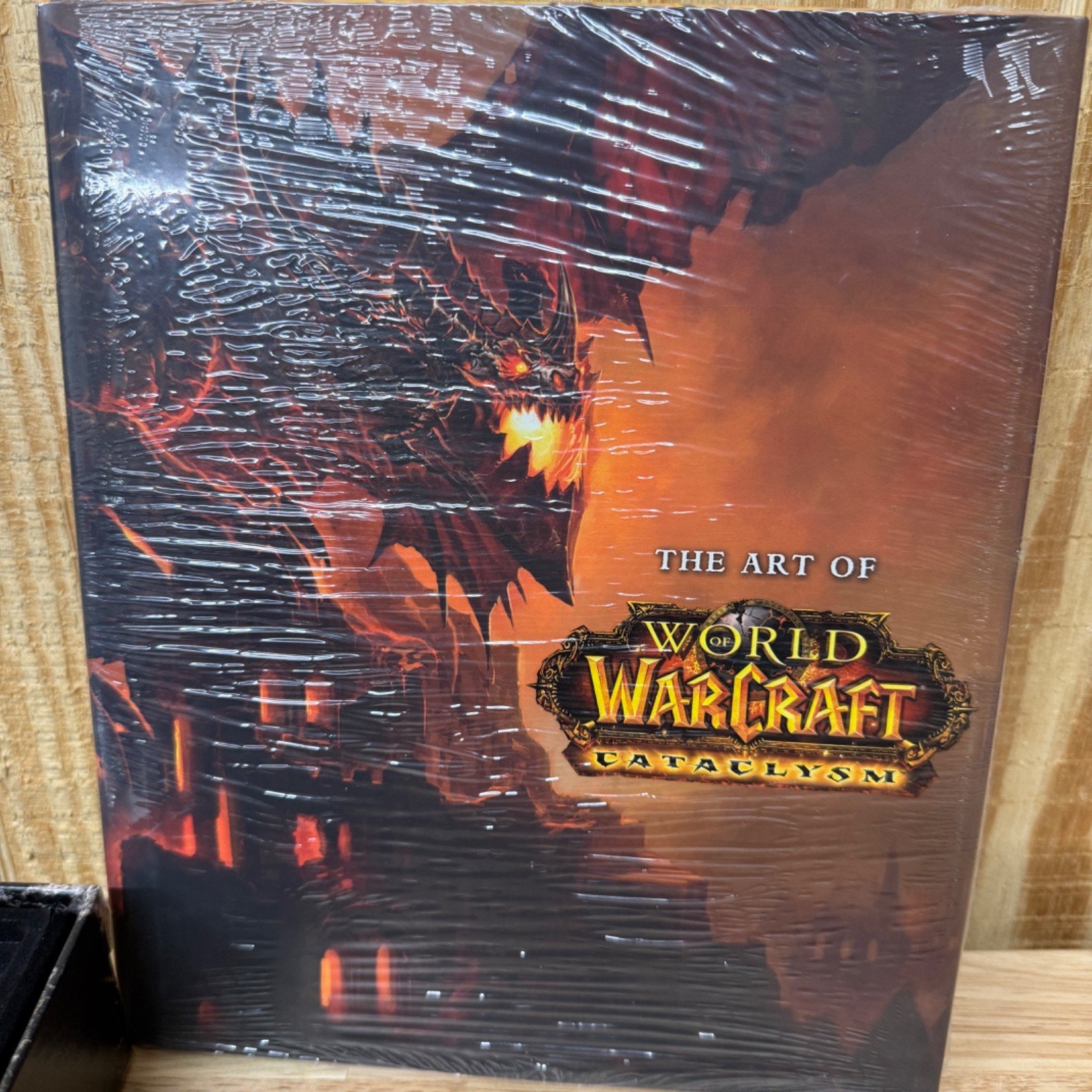 World of Warcraft Cataclysm Collector’s Edition Box Set Cards Book WOW Game PC