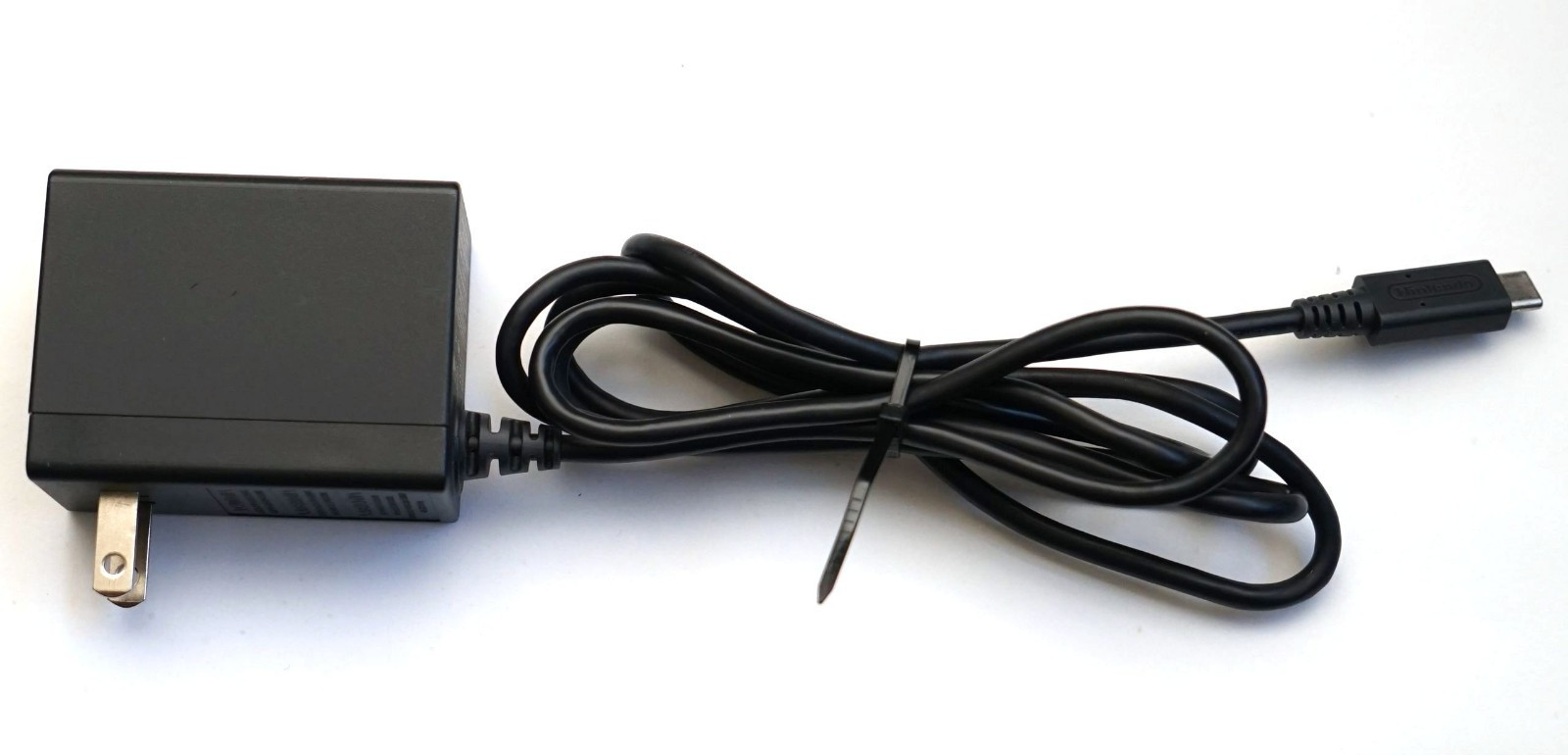 Nintendo AC Adapter Charger for Nintendo Switch HAC-002 USZ