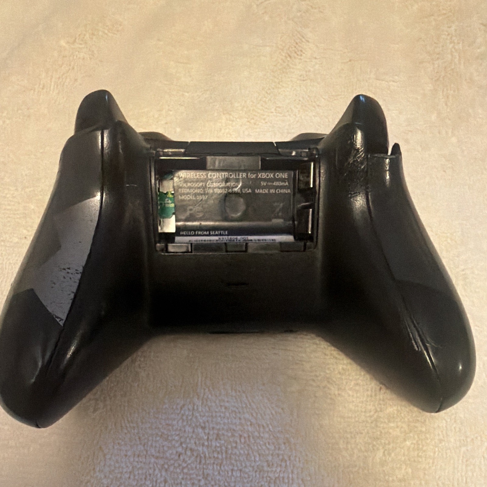 Microsoft Xbox One Wireless Controller – Black/Gray – Model 1537