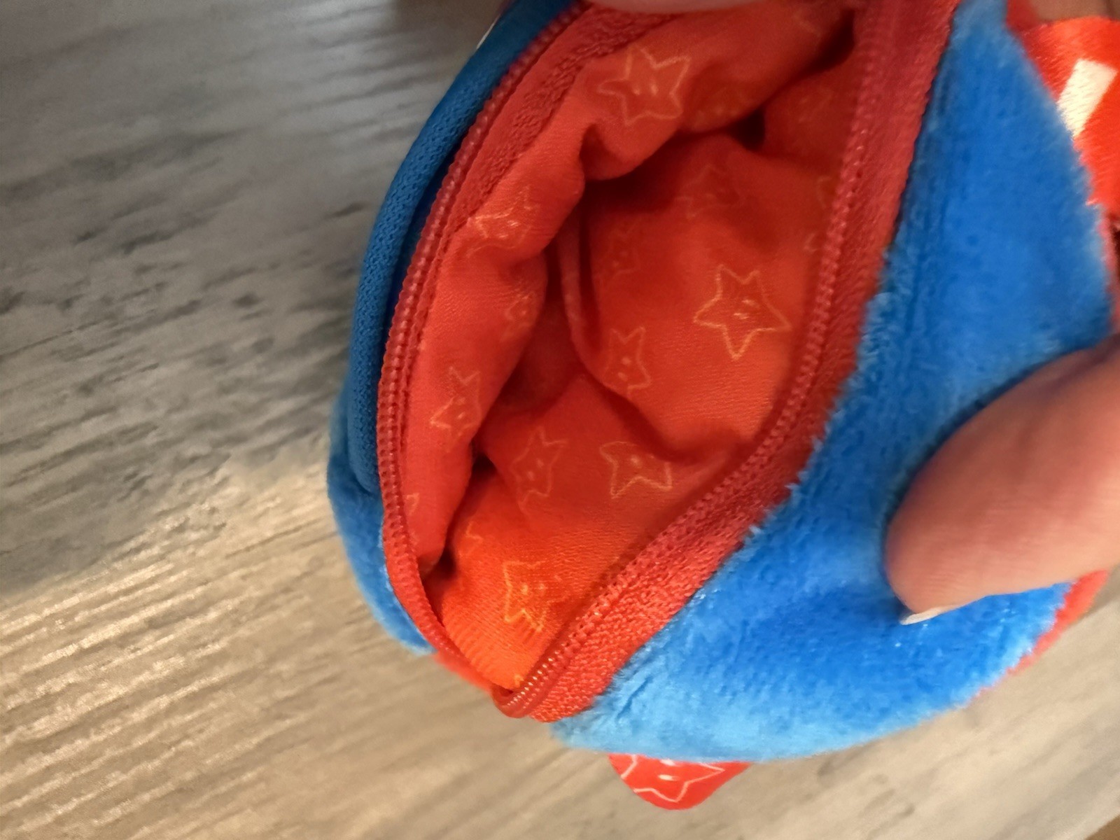 Super Nintendo World Mario Kids Plush Lanyard Pouch ID NWT Universal Studios