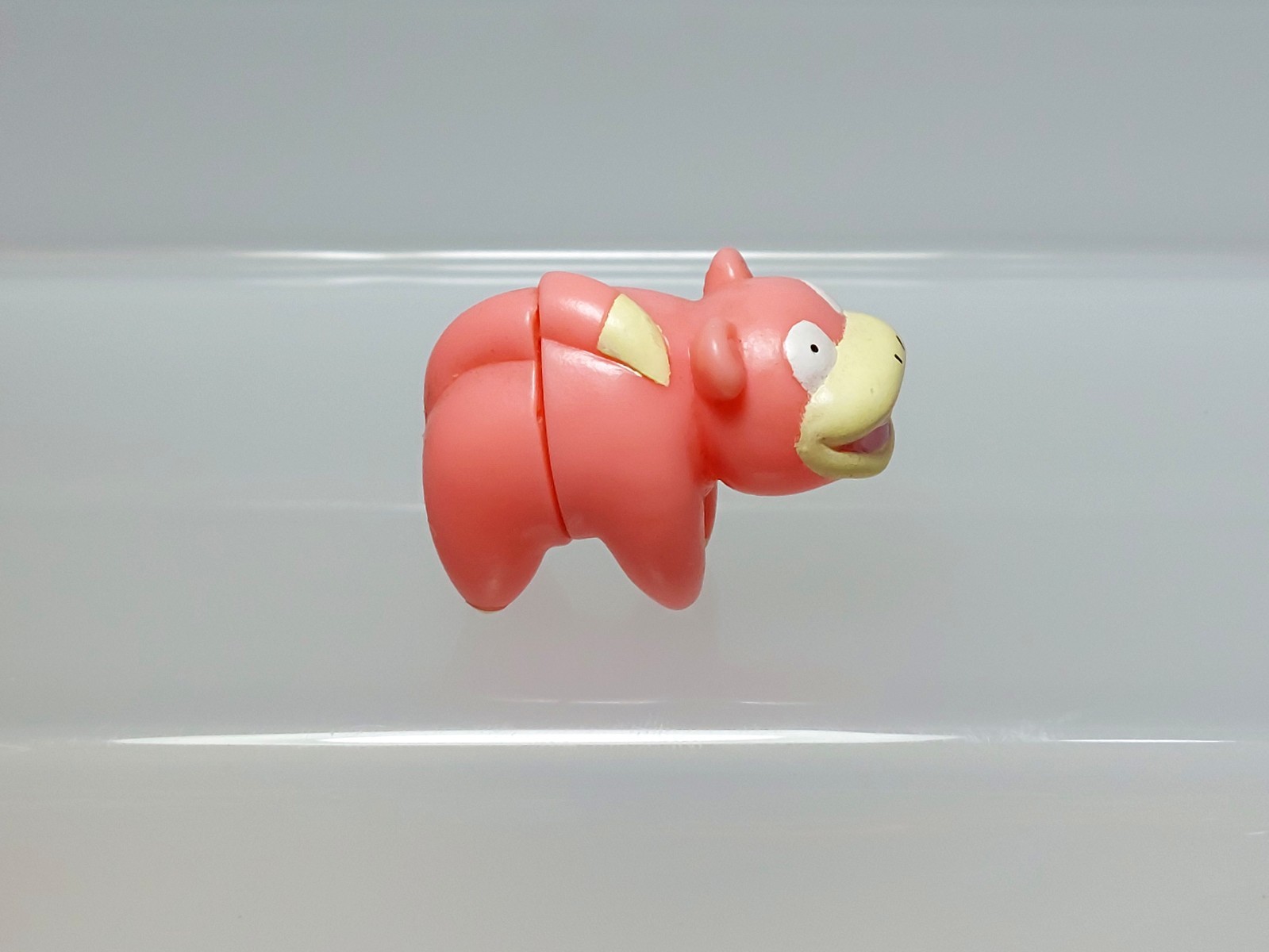 Slowpoke Yadon Pokemon Miniclip Soft Vinyl Figure Banpresto B08 0.9in