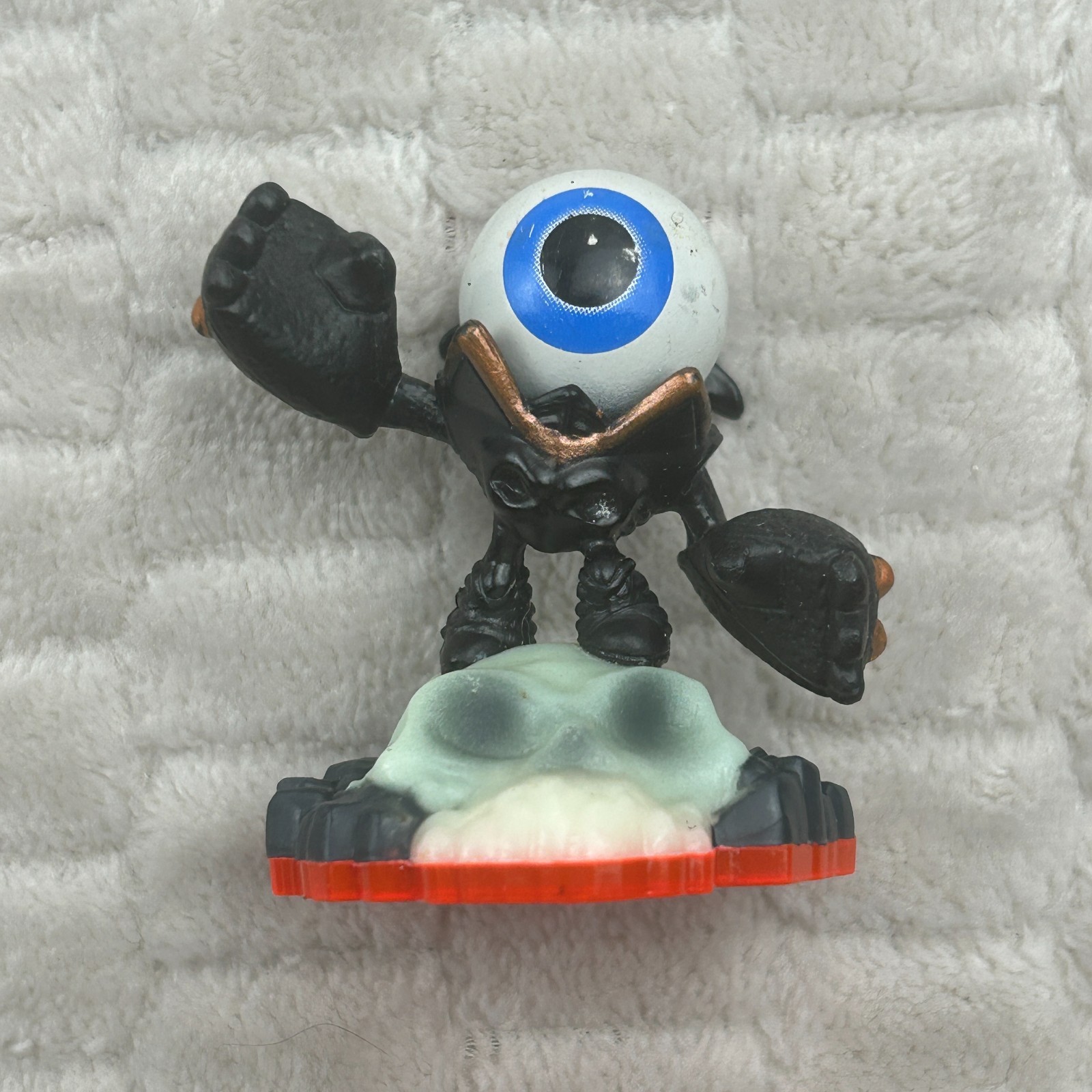 Skylanders Giants Eye-Brawl & Mini Eye Small Sidekick Figure Halloween