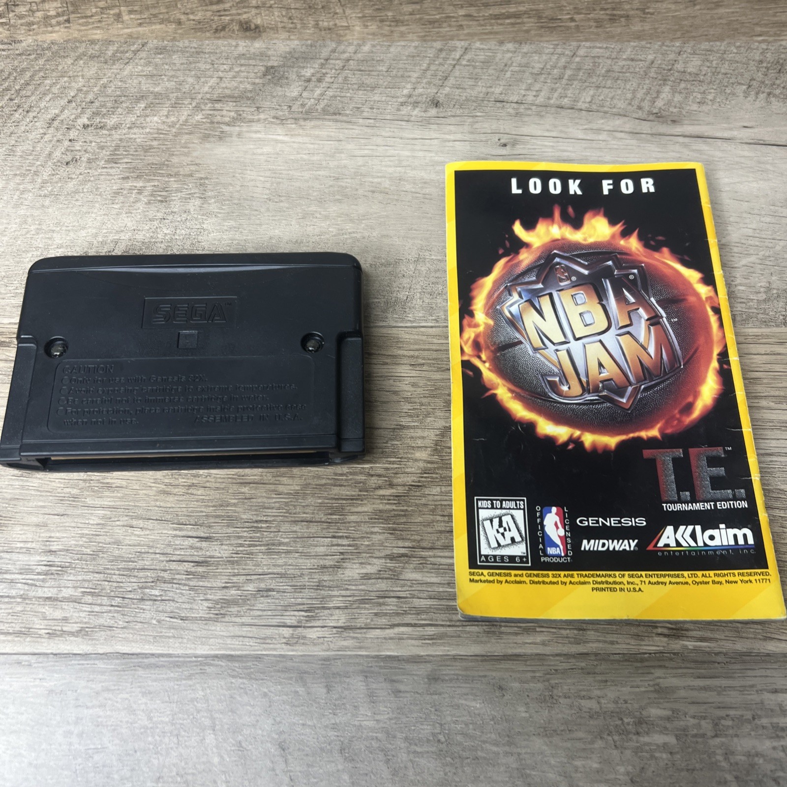 Acclaim Entertainment Mortal Kombat II Sega Genesis 32X Fighting M 1994