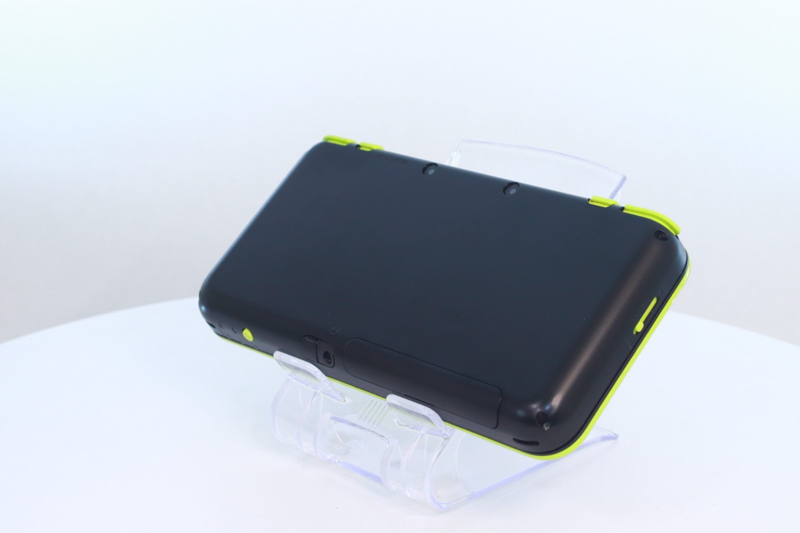 New Nintendo 2DS LL XL Lime Black [Rank :S]