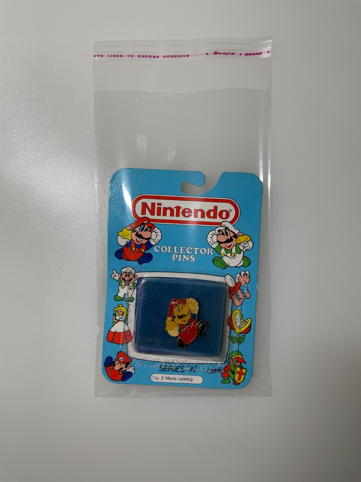 Nintendo Collectors Enamel Pin 1989 Super Mario Series “A” Running Mario #3 New