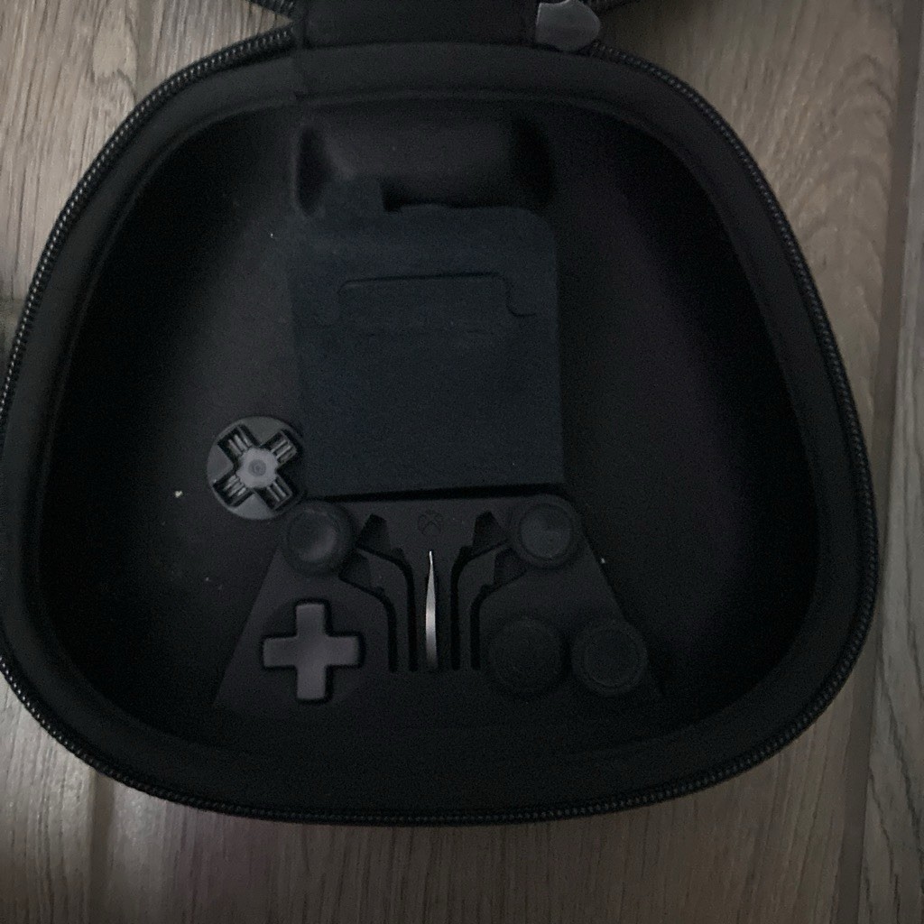 Microsoft Xbox Elite Series 2 Black Controller w/ Paddles, Case & Manuals