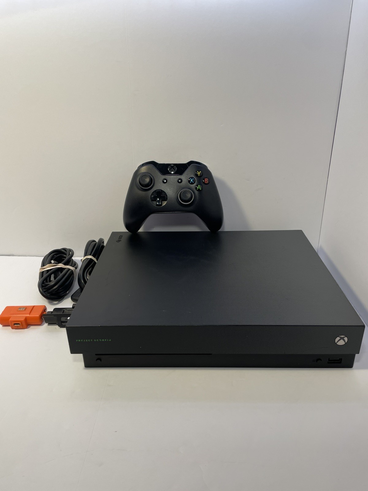 Xbox One X Project Scorpio Edition | 1TB | Controller | RESTORED NEW T PASTE