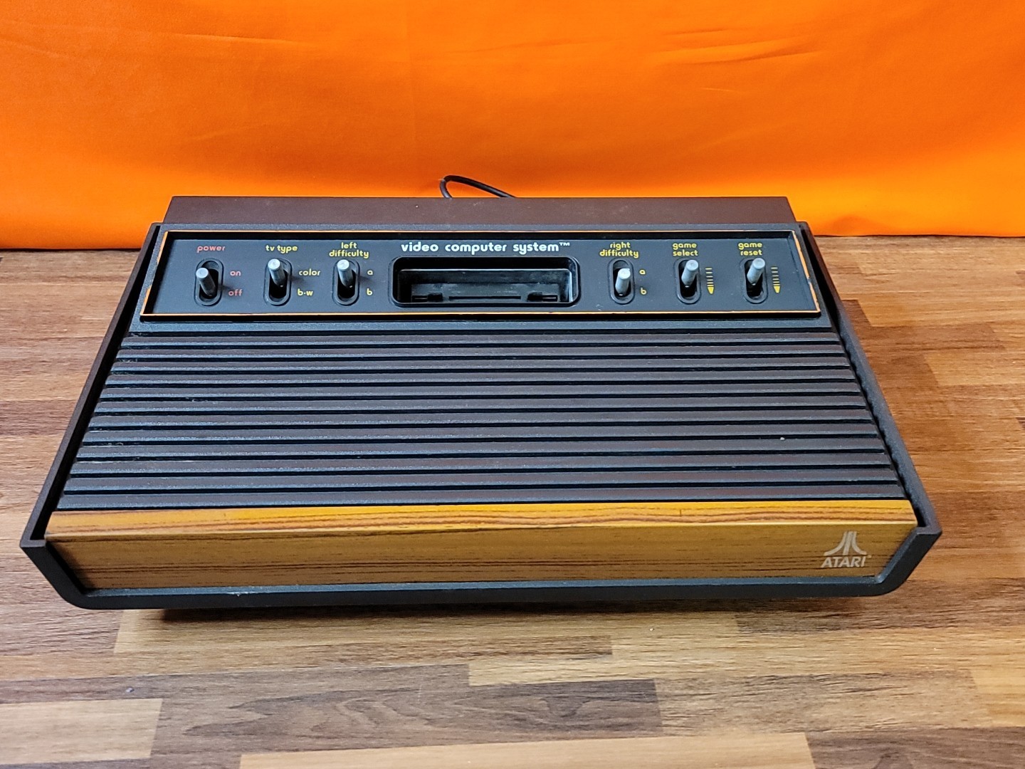 Atari 2600 Wong Hong Kong Light Sixer 6 Switch Console Only ~ Tested & Works