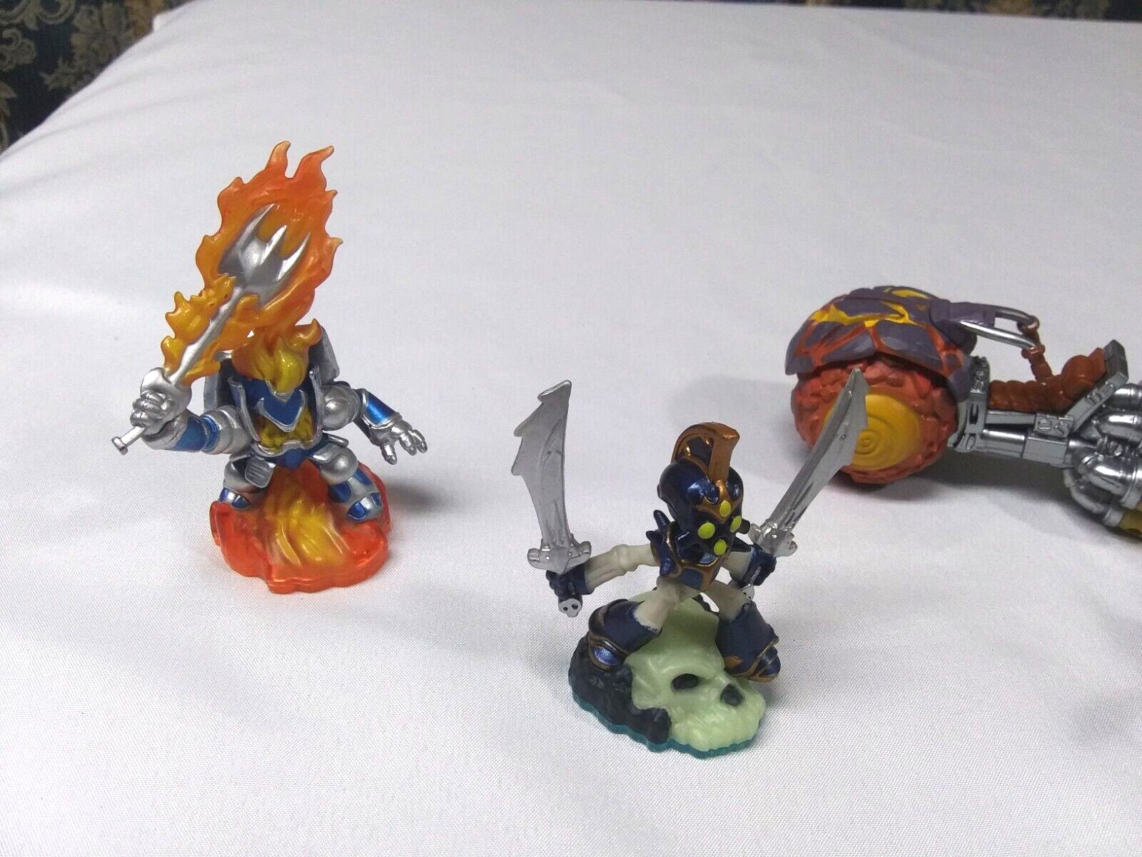 Skylanders Mixed Figure Lot W/Burn Cycle ++ Total Lot Of 10