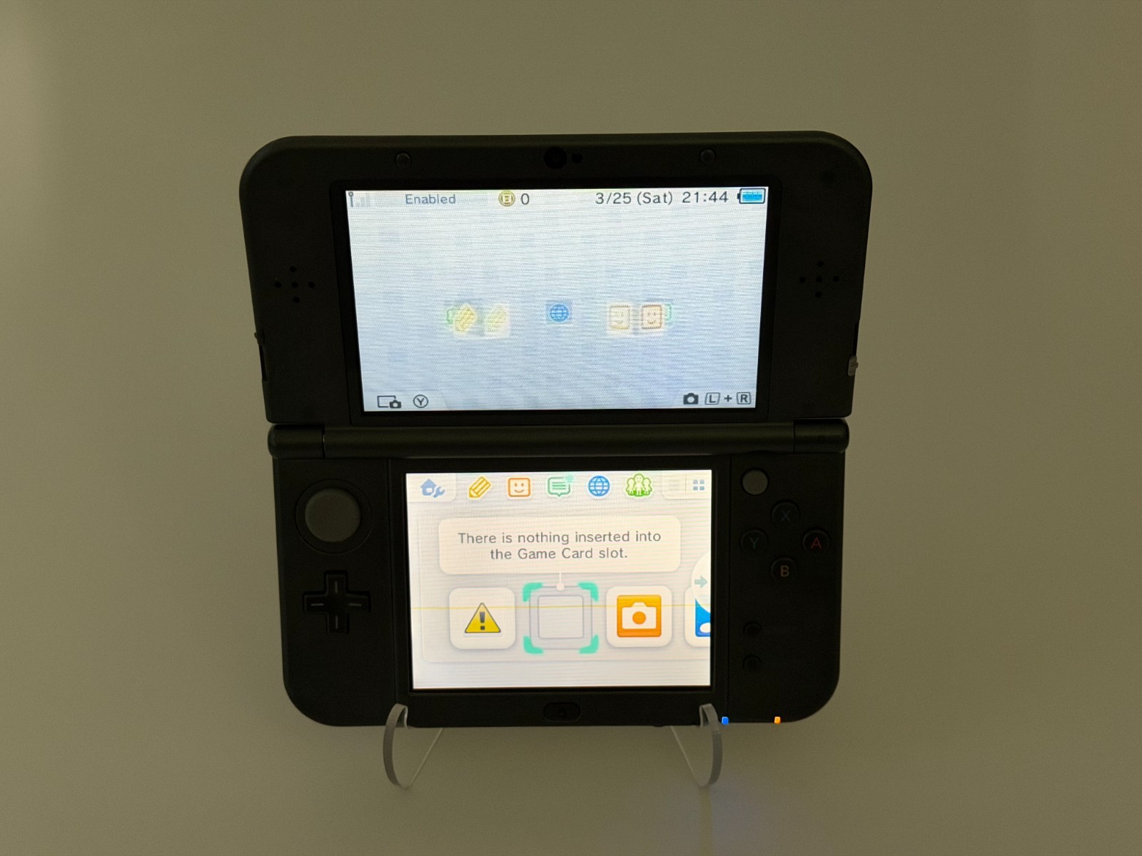 Nintendo New 3DS XL Metallic Black Handheld System *Screen has Yellow Line*