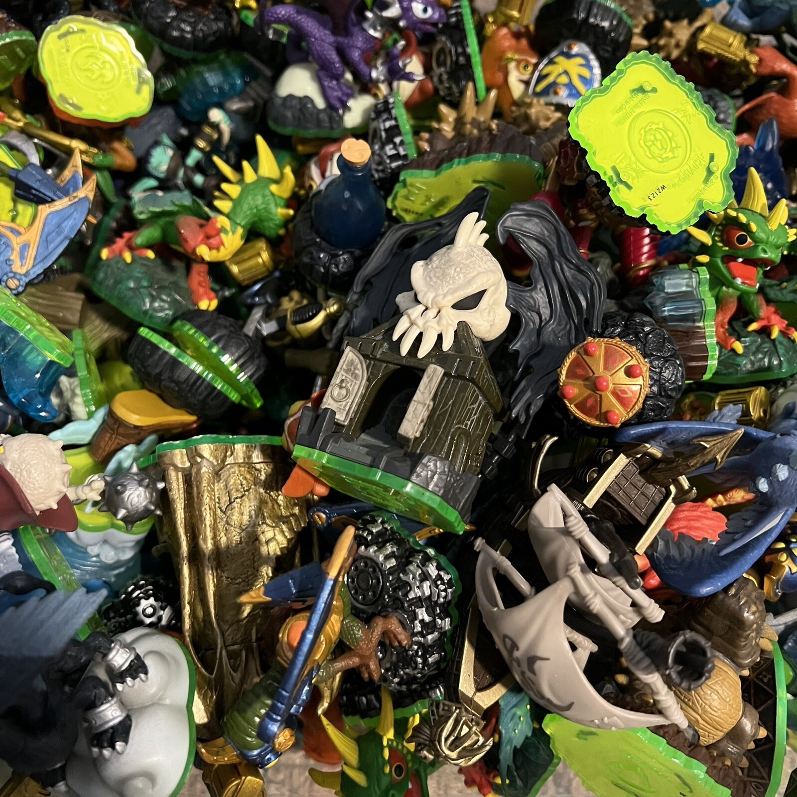 All Skylanders Spyro’s Adventure Characters and Magic Items Buy 3 Get 1 Free
