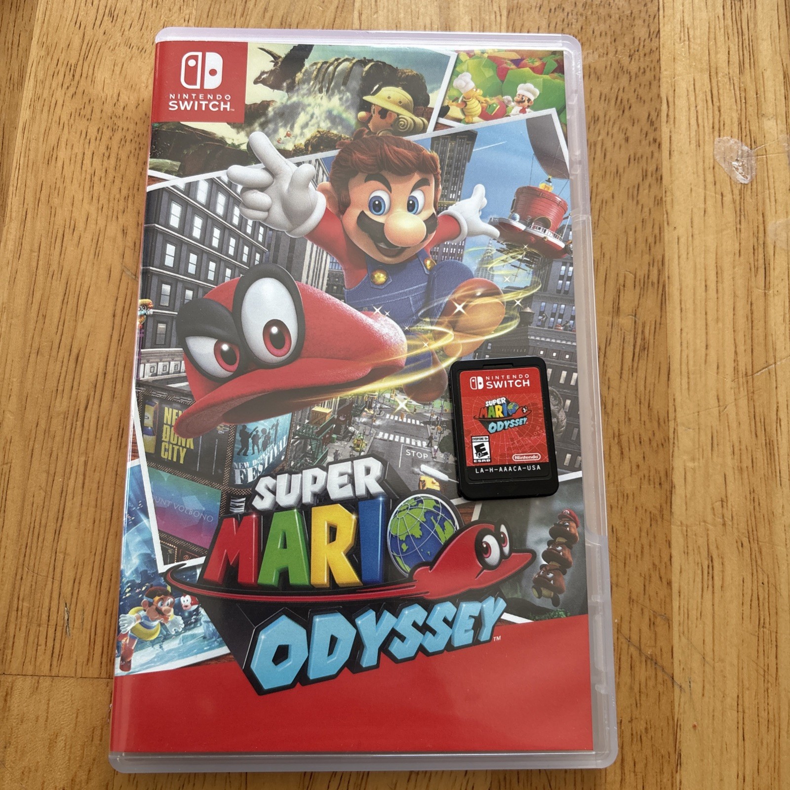 Super Mario Odyssey Nintendo Switch Game w/Case