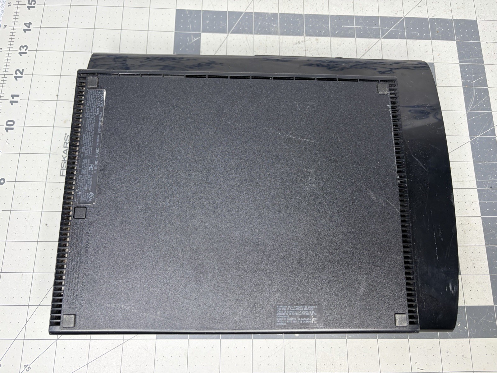 Sony PlayStation 3 PS3 Super Slim Console CECH-4001B For Parts Repair, read (M2)