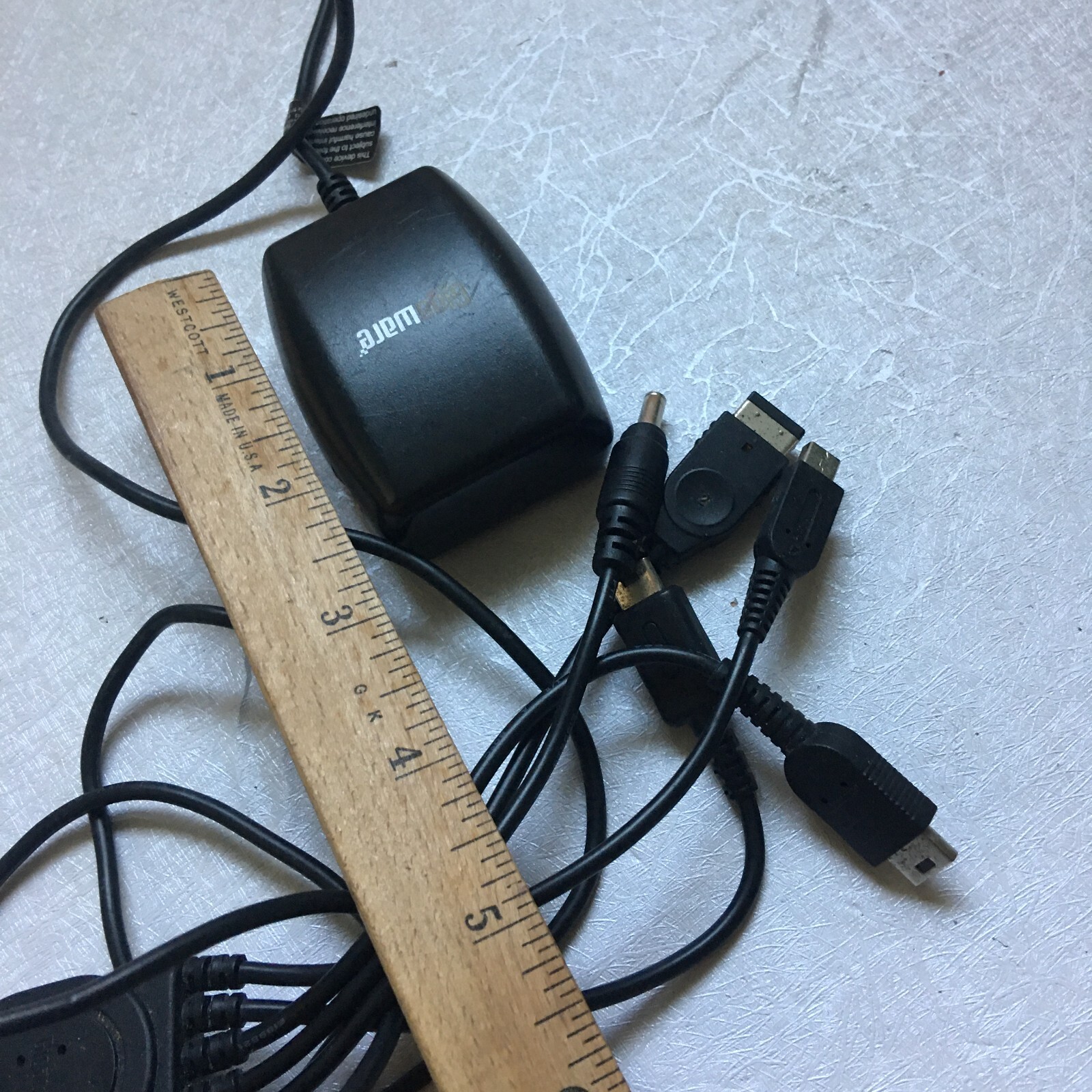 Gigaware Universal 5V-2A Gaming AC Power Adapter Multi-Connector 26-1436