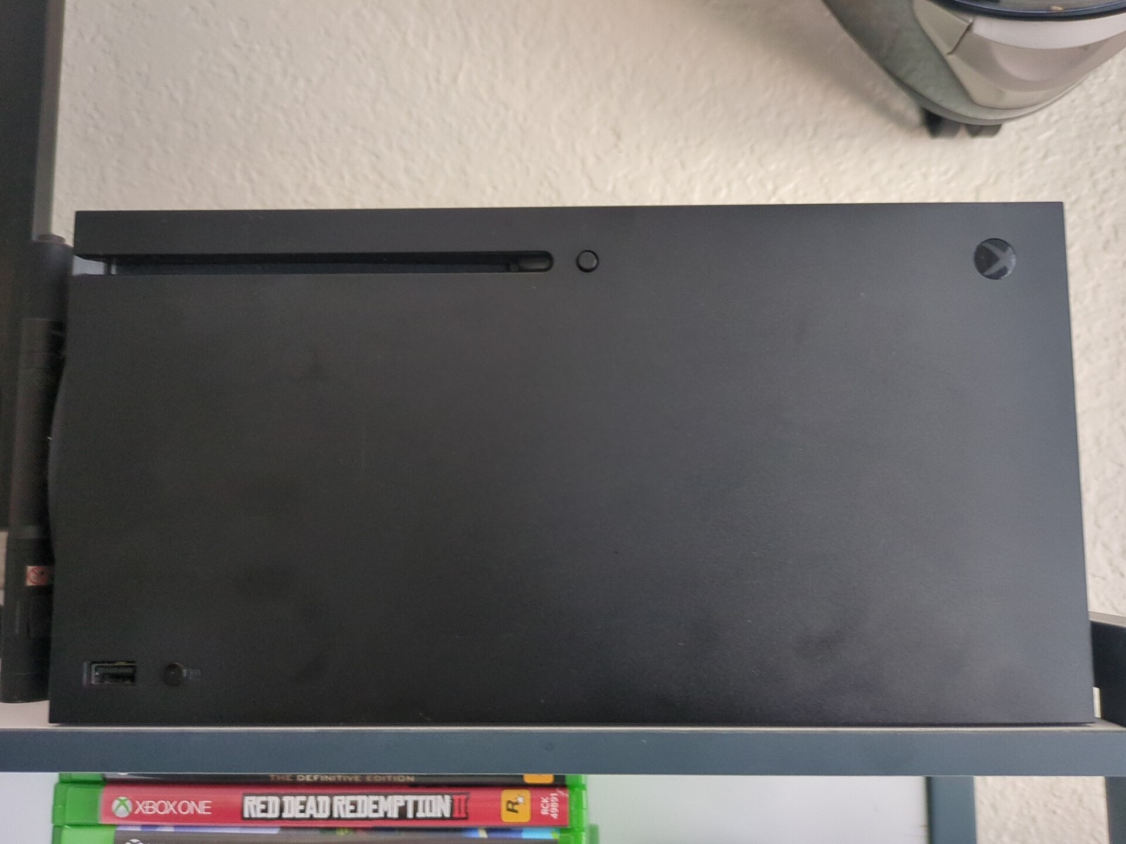 Microsoft Xbox Series x Black 1TB Console with Controller Very Good Condition