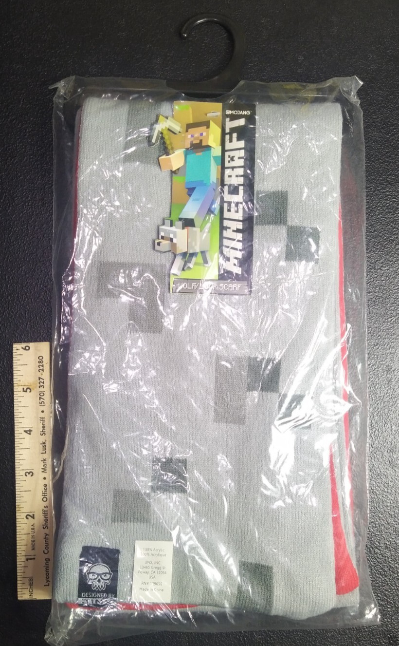 Loot Crate MineCraft Wolf Pattern Scarf Knit Acrylic Approx 40″ x 6″ Jinx Mojang