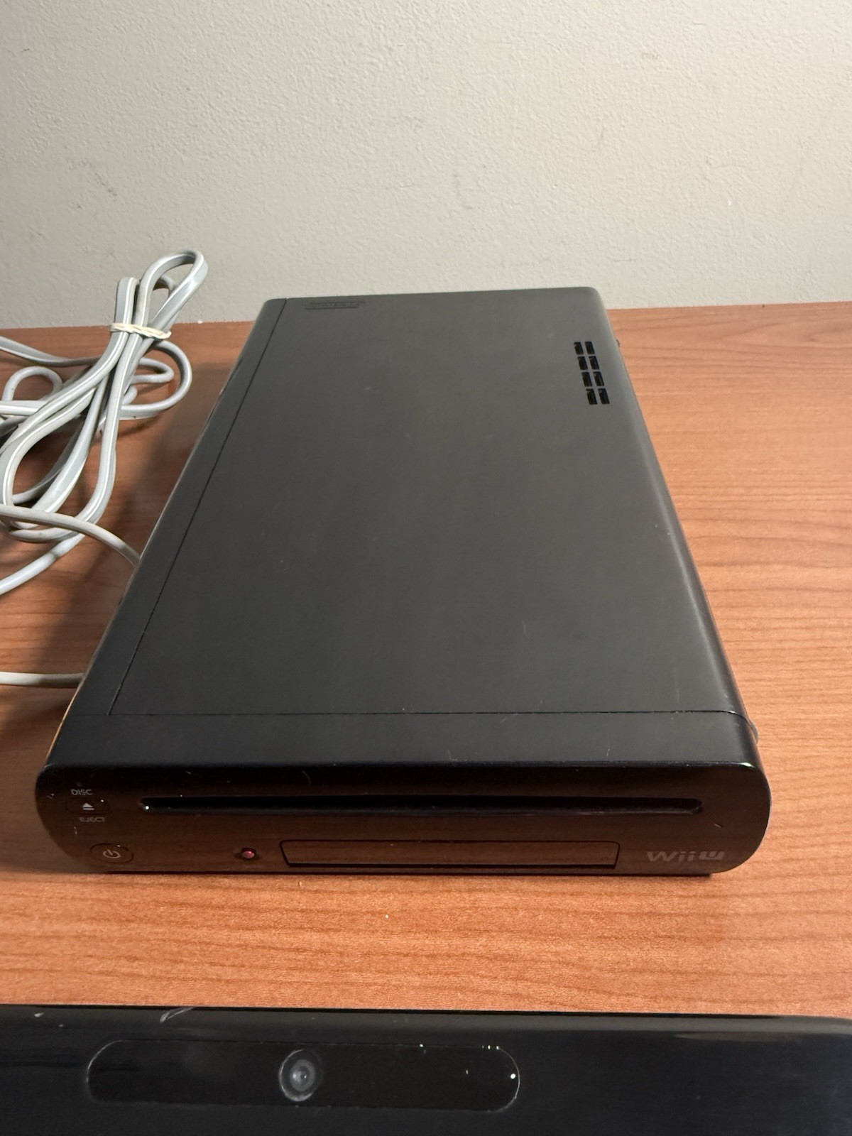 Nintendo Wii U 32GB Console Deluxe Set – Black W Cords