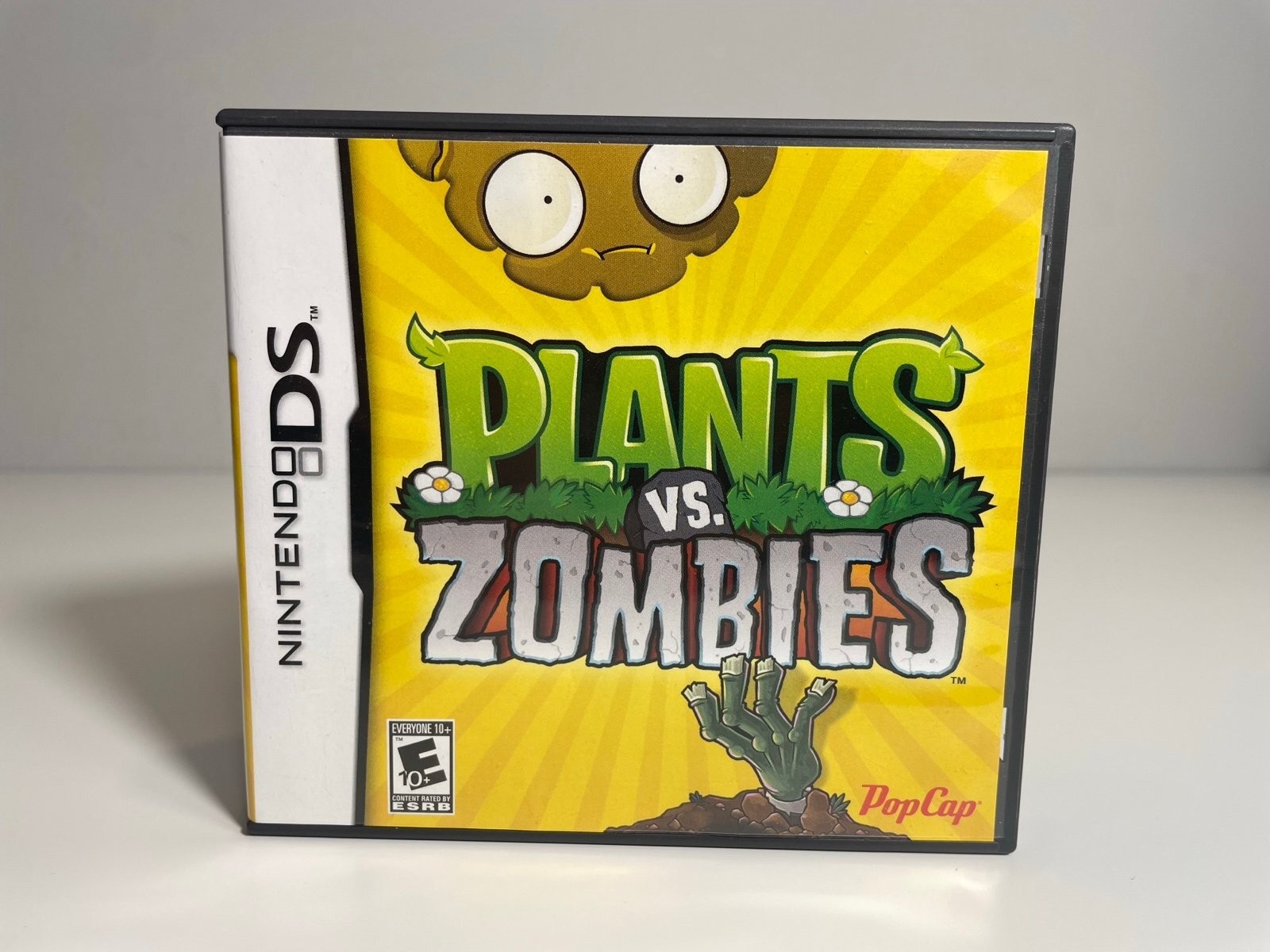 Plants vs Zombies Nintendo DS CIB Complete Excellent Tested