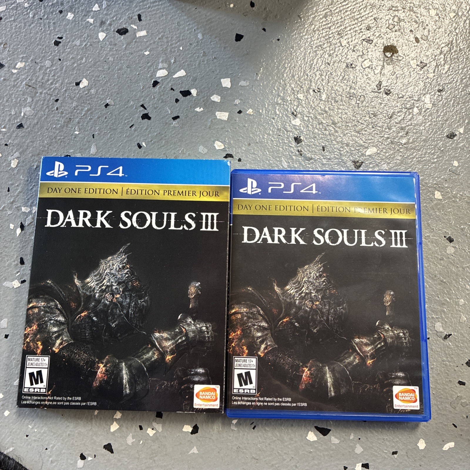 Dark Souls III Collector’s Edition PS4 Red Knight Statue Replica & Game Case Box