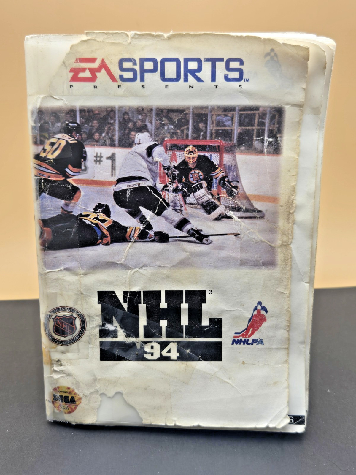 NHL ’94 (Sega Genesis, 1993) COMPLETE!! Former Rental. See Description.