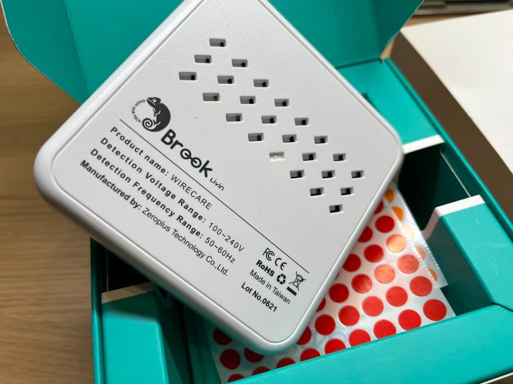 Brook Ras1ution X & Wirecare: Xbox Racing Wheel Converter & Safe Outlets Tester