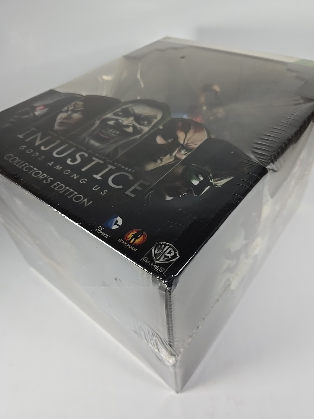 Injustice Gods Among Us Collectors Edition Xbox 360 Pegi 16