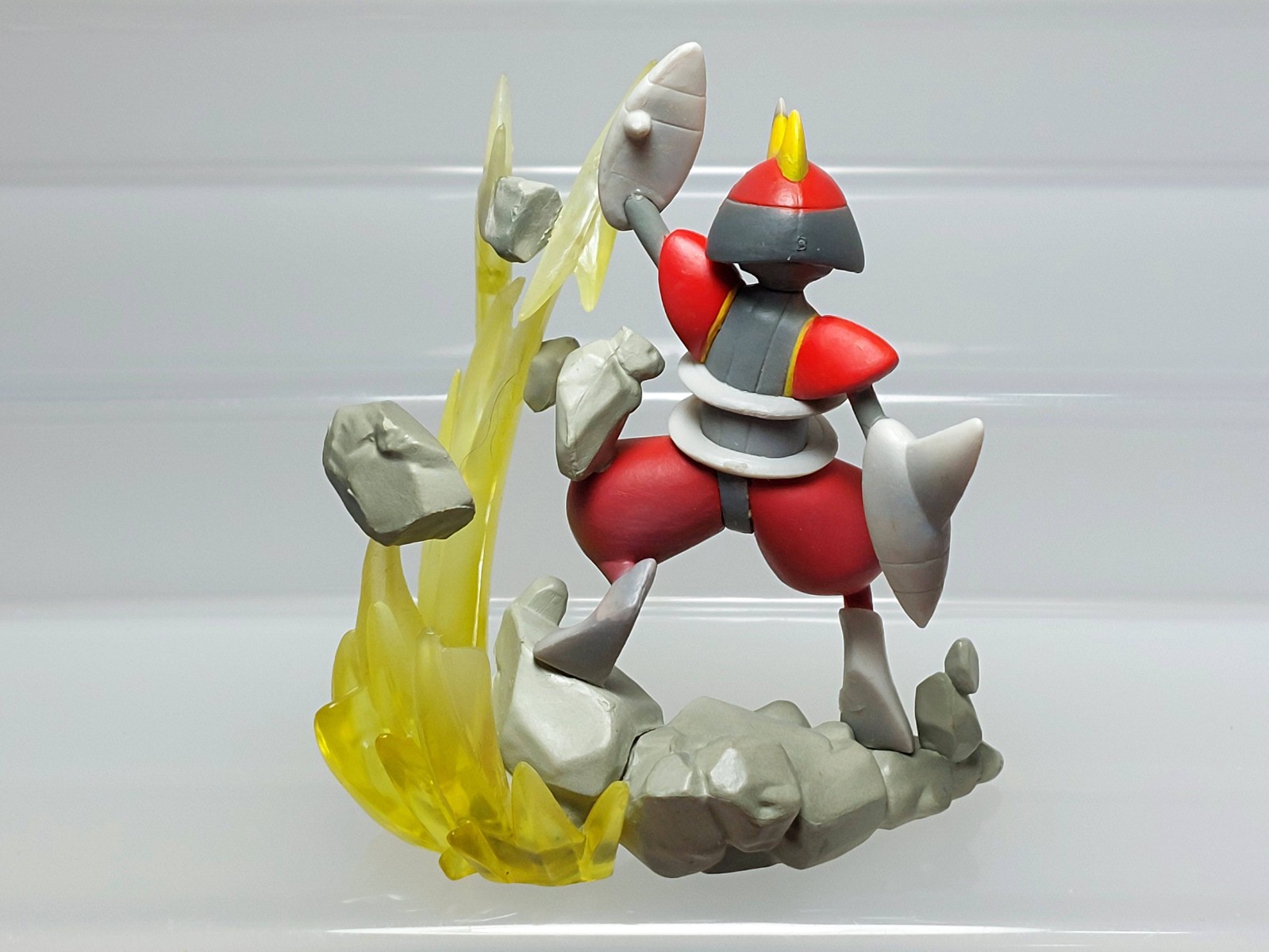Bisharp (Metal Claw) Pokemon Figure Banpresto 2012 Japan H09 3.2in