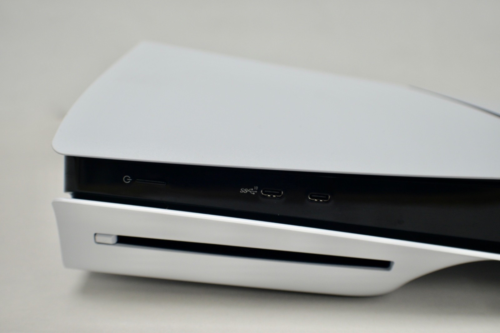 Sony PlayStation 5 Slim Blu-Ray Disk Edition 1TB Gaming Console – White CFI-2015