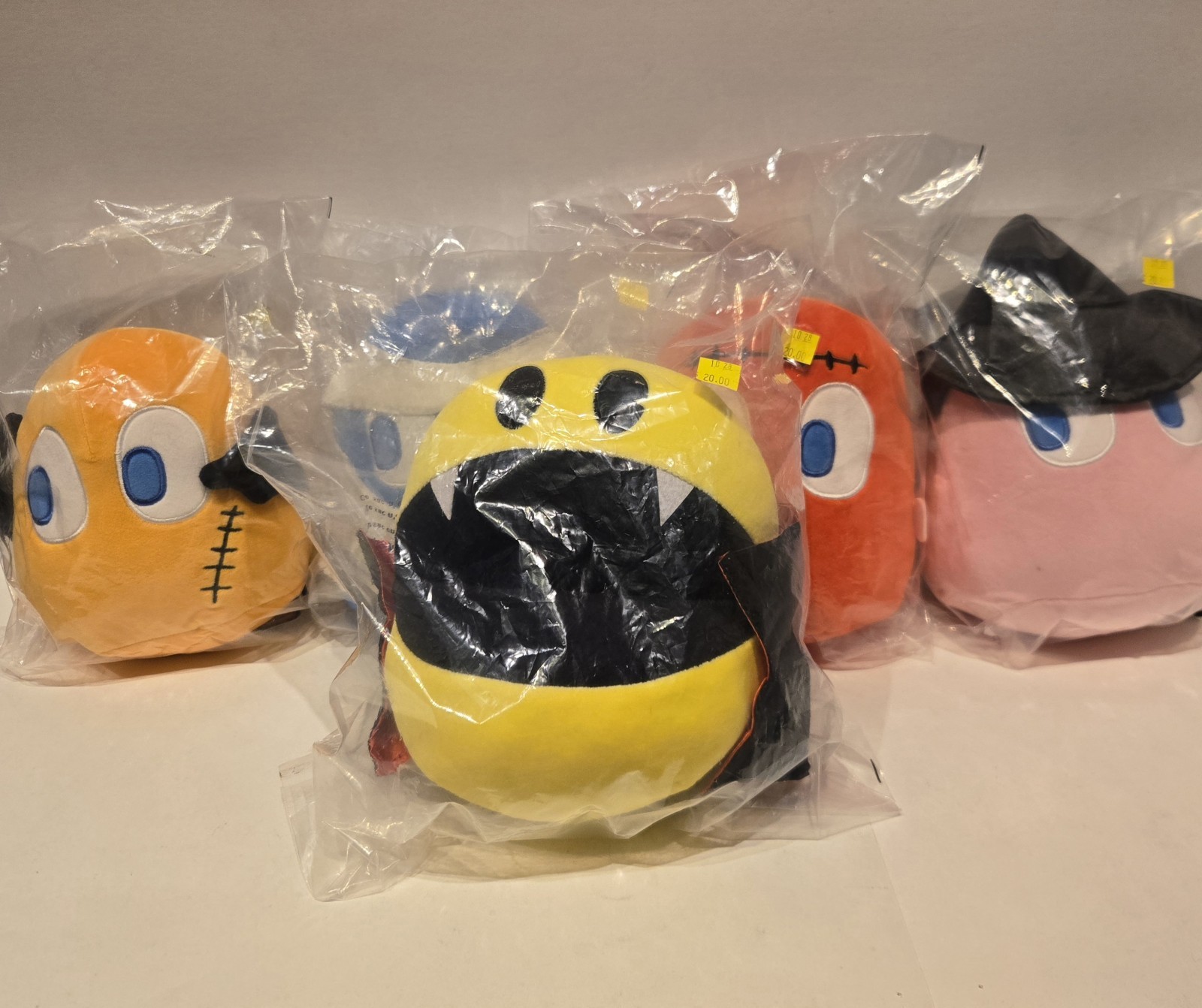 PAC-MAN & Ghosts Set of 5 Halloween Themed 7″ Plush Brand New NWT Sealed TOYNK