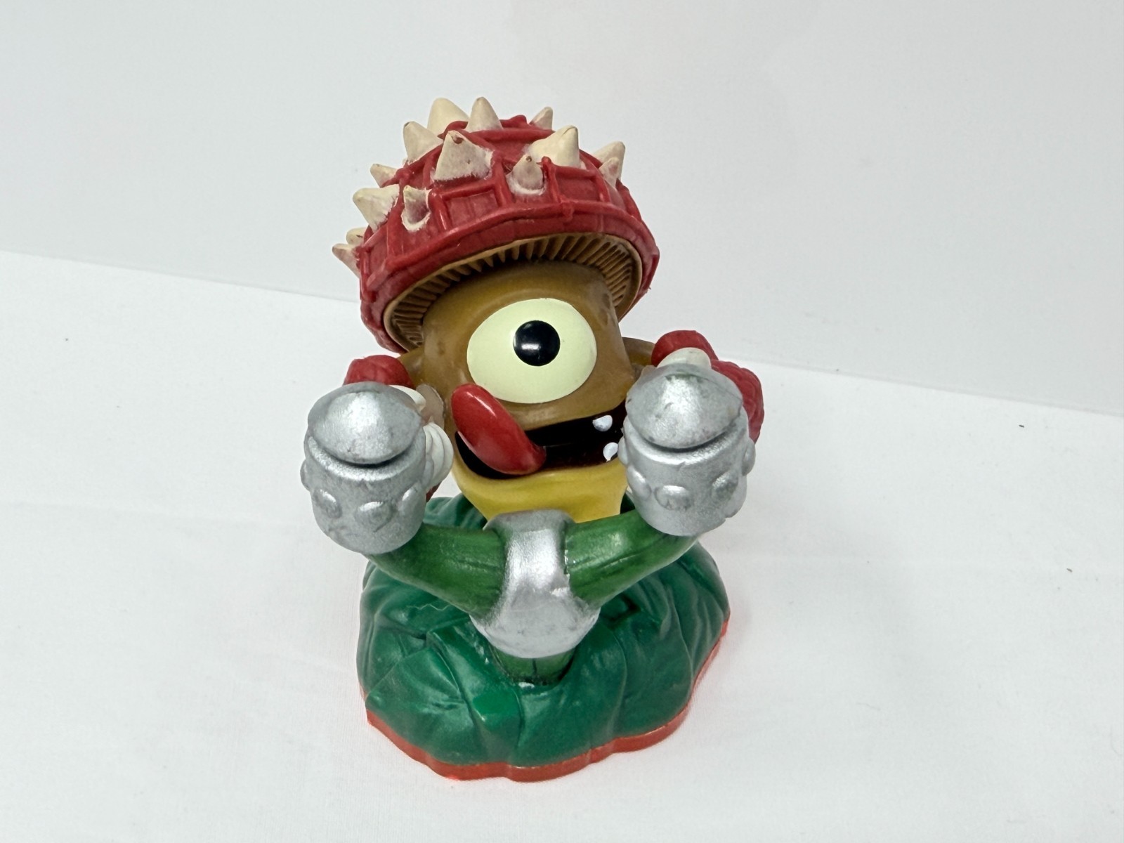 Sure Shot Shroomboom Skylanders Giants figure Activision 87102888 Red Base 2014