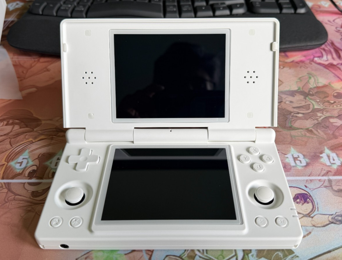 Anbernic RGDS Dual Screen Flip Handheld Console White New w/ Hard Shell Case