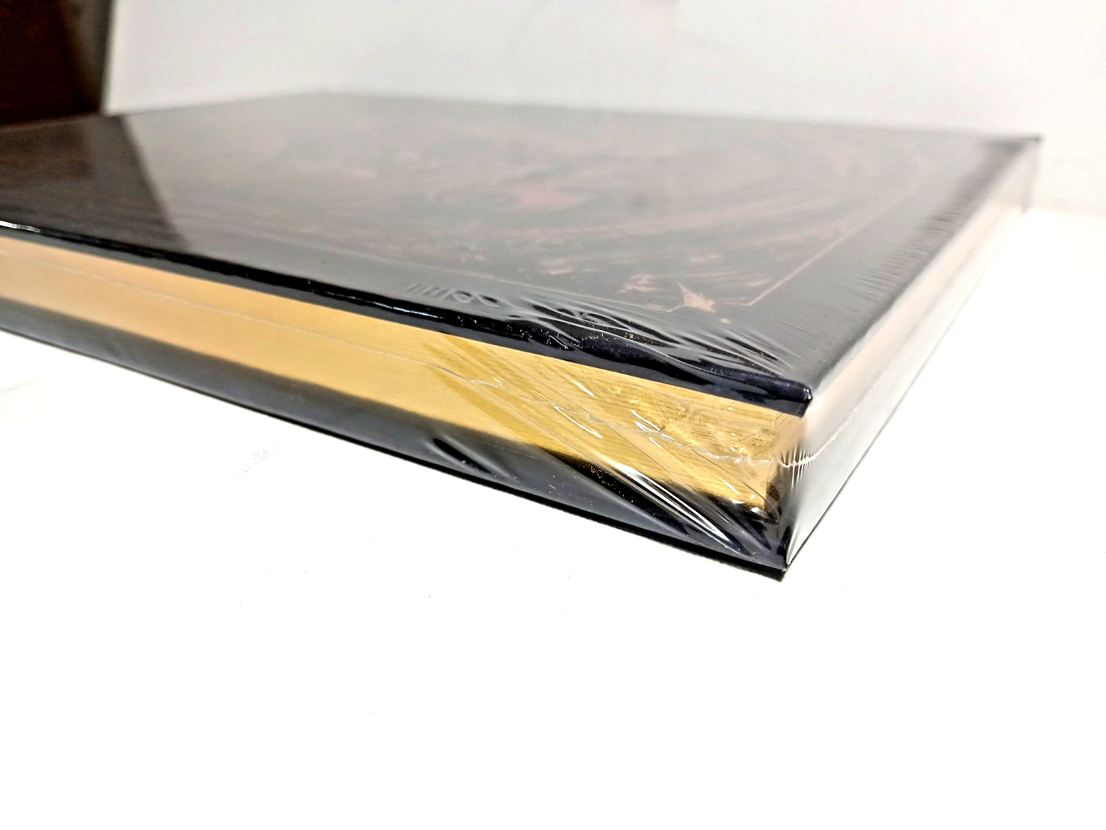 Baldur’s Gate 3 Official Artbook Collectors Edition – Near Mint Condition Sealed