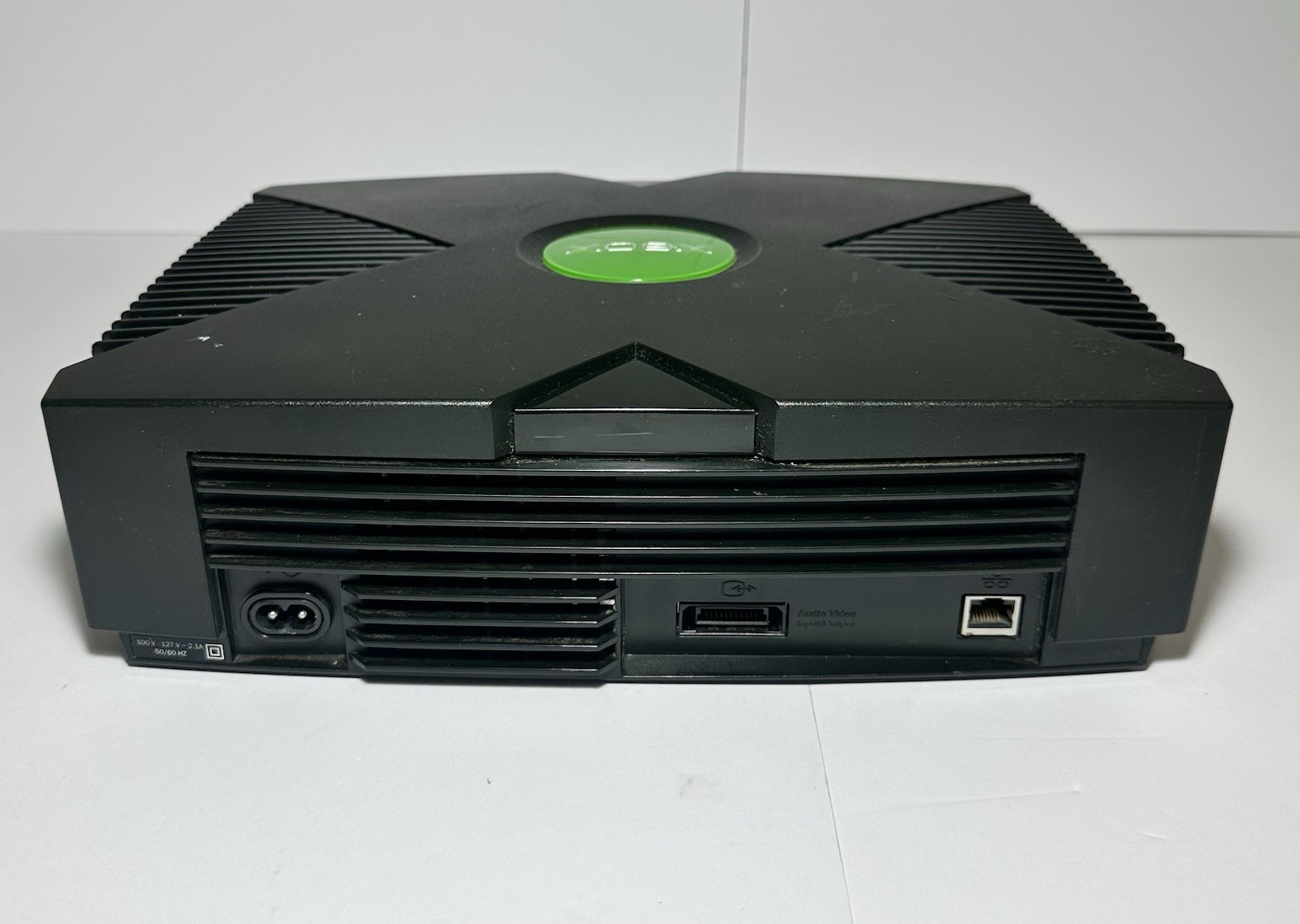 Microsoft Xbox 8GB Console & 2 Controllers – Black – Won’t Read Discs