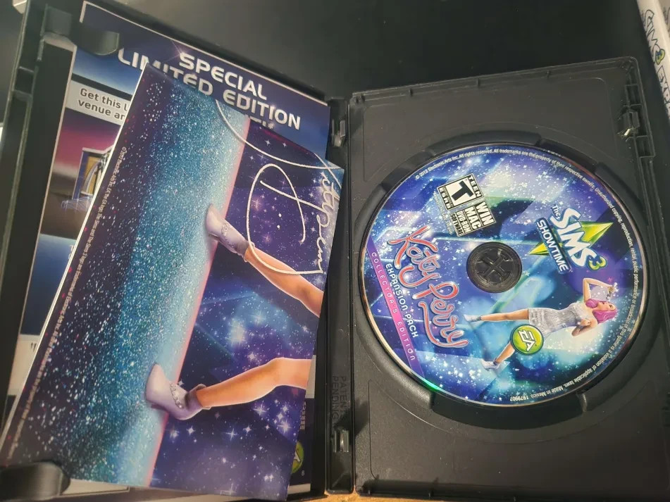 Pick and Choose from Assorted PC Sims Games and expansions from Original to 3