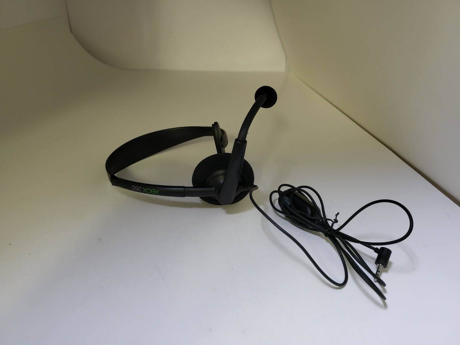 NEW GENUINE OEM MICROSOFT XBOX 360 CHAT HEADSET W/ BOOM MIC VOLUME CONTROL 15F