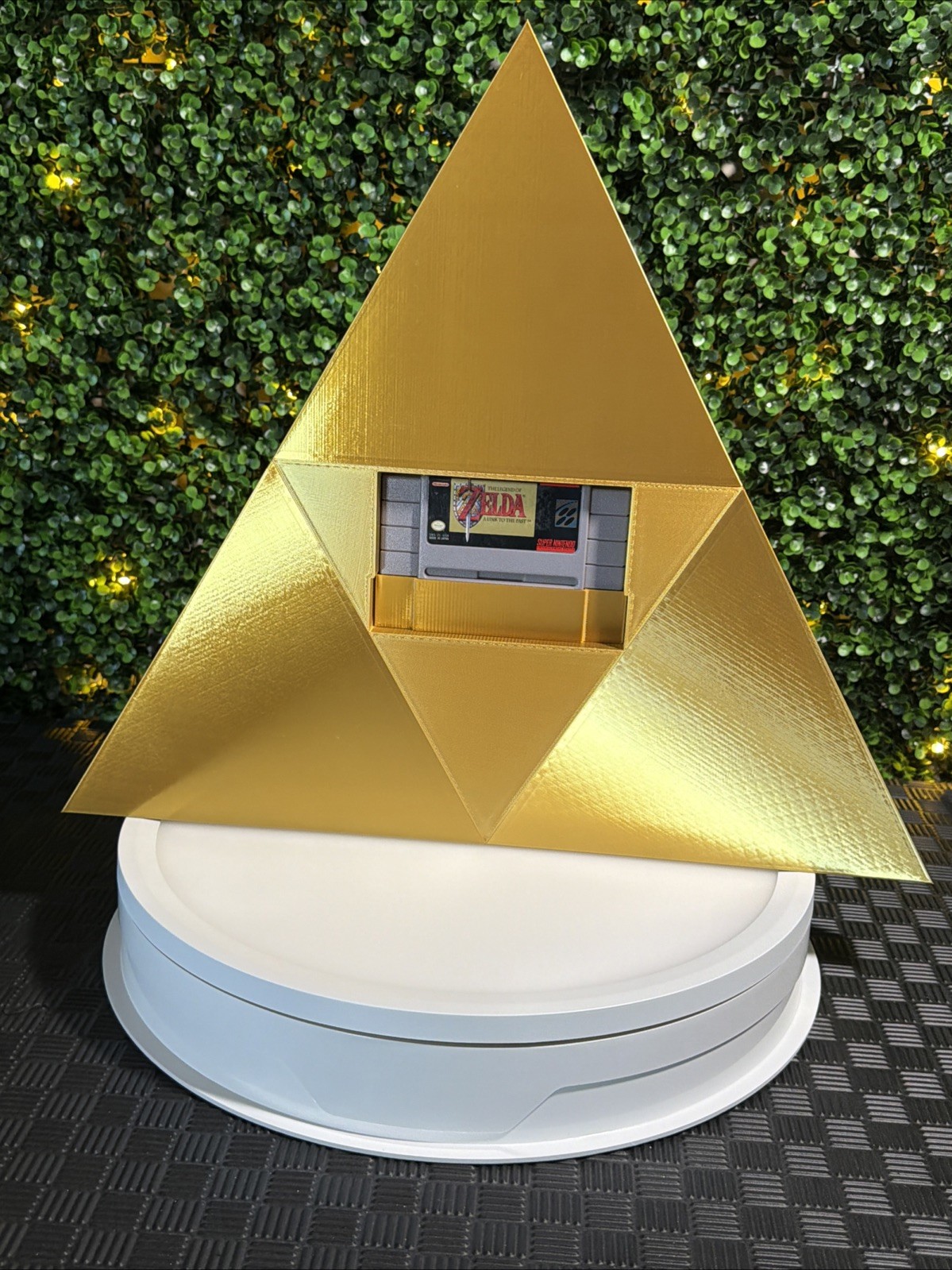 Zelda Link to the Past Triforce SNES Super Nintendo Game Cartridge Display Stand