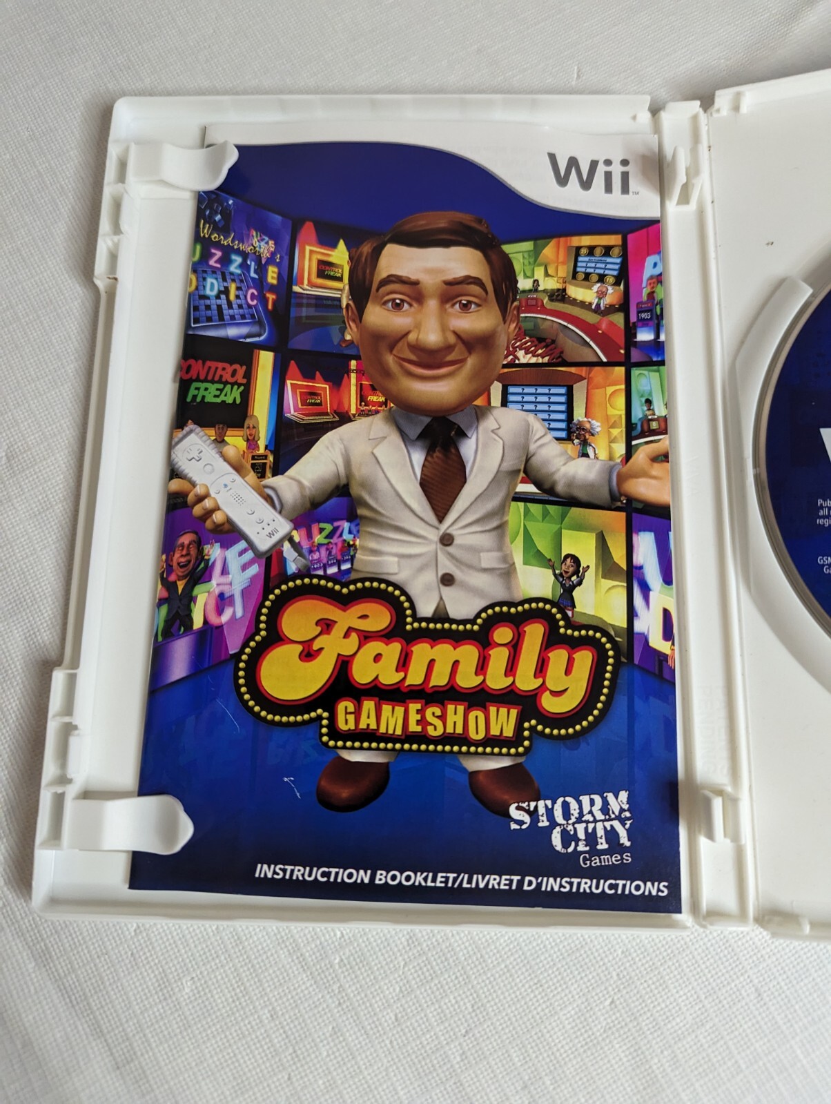 GSN Presents: Family Gameshow Nintendo Wii Storm City Games 2010 Complete