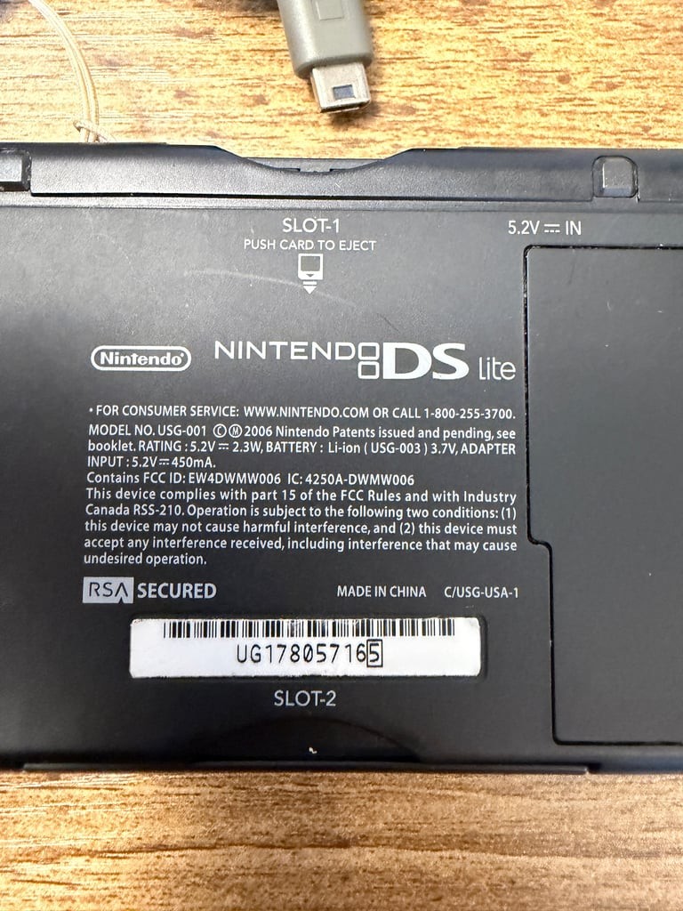 Nintendo DS Lite Blue USG-001 w/ OEM Charger – Works Broken Hinge Parts/Repair