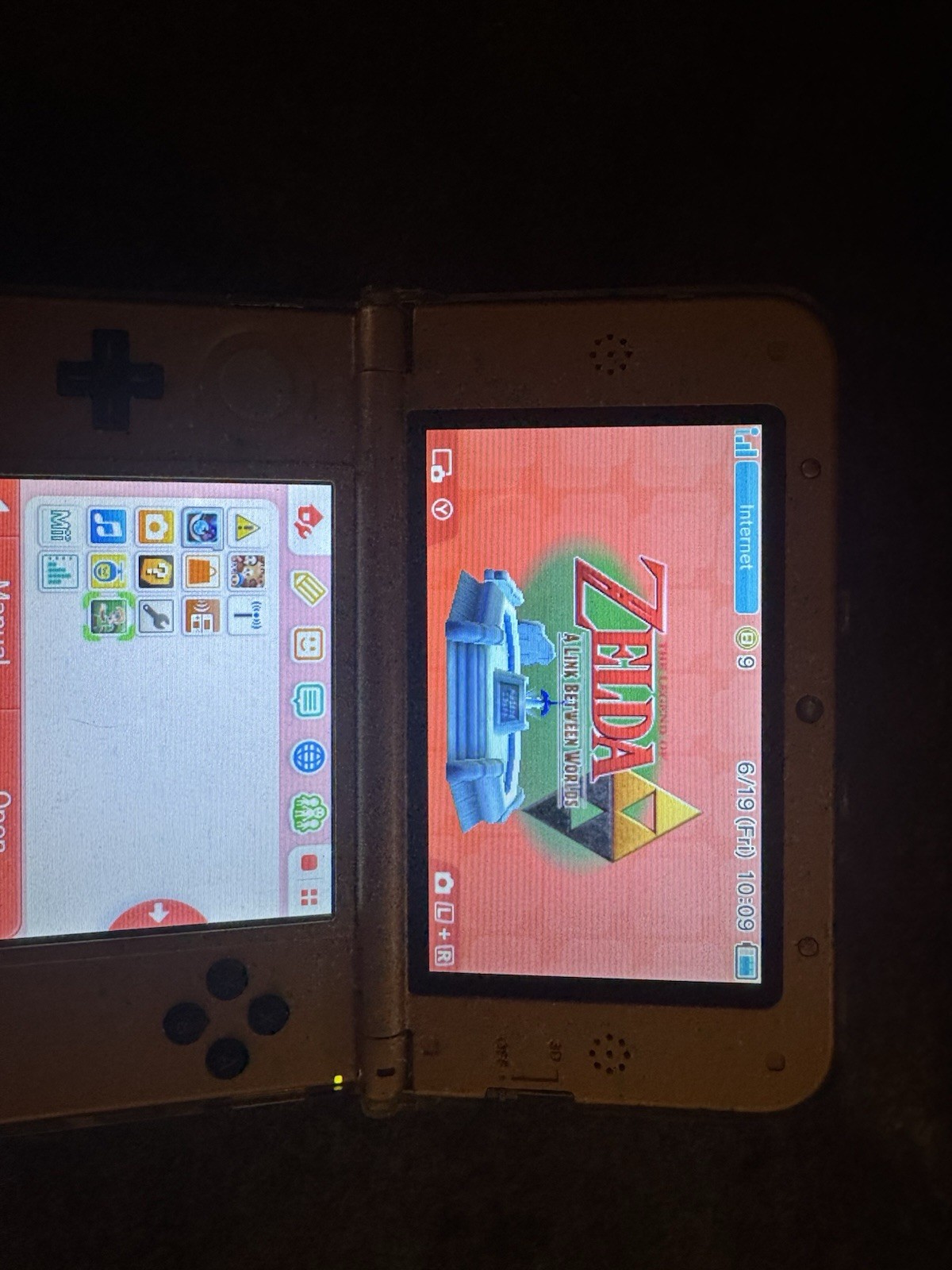 Nintendo 3ds XL a Link Between Worlds Limited Edition Gold-CASE- 3 Games Bundle