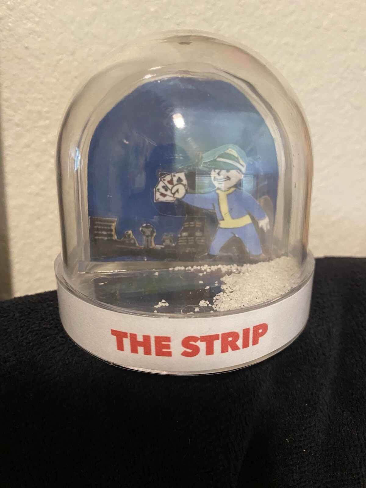Fallout: New Vegas Snow Globes – The 11