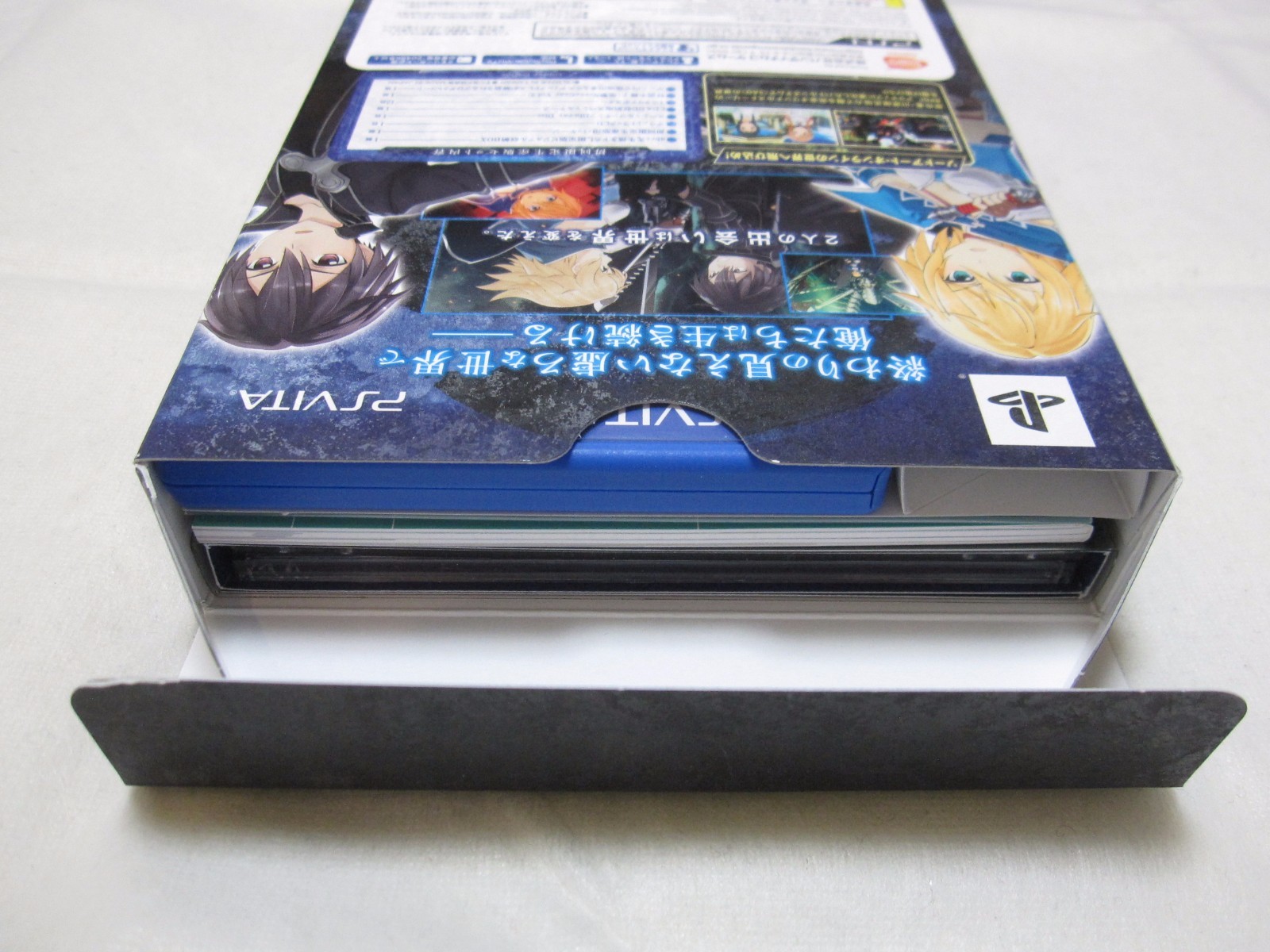 7-14 Days to USA. Vita Sword Art Online Hollow Fragment. First Limit BOX Edition