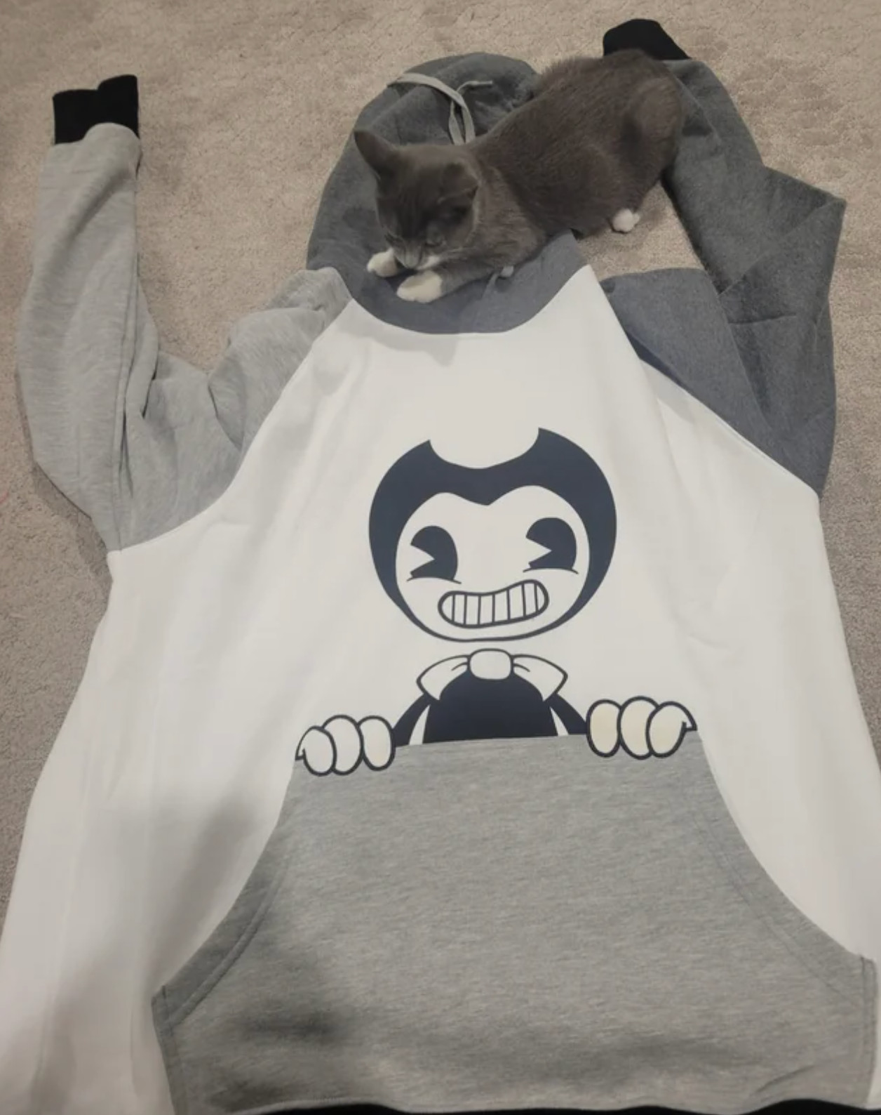 BENDY & The Ink Machine – SWEATSHIRT HOODIE – Medium – New Sealed in Bag NWT